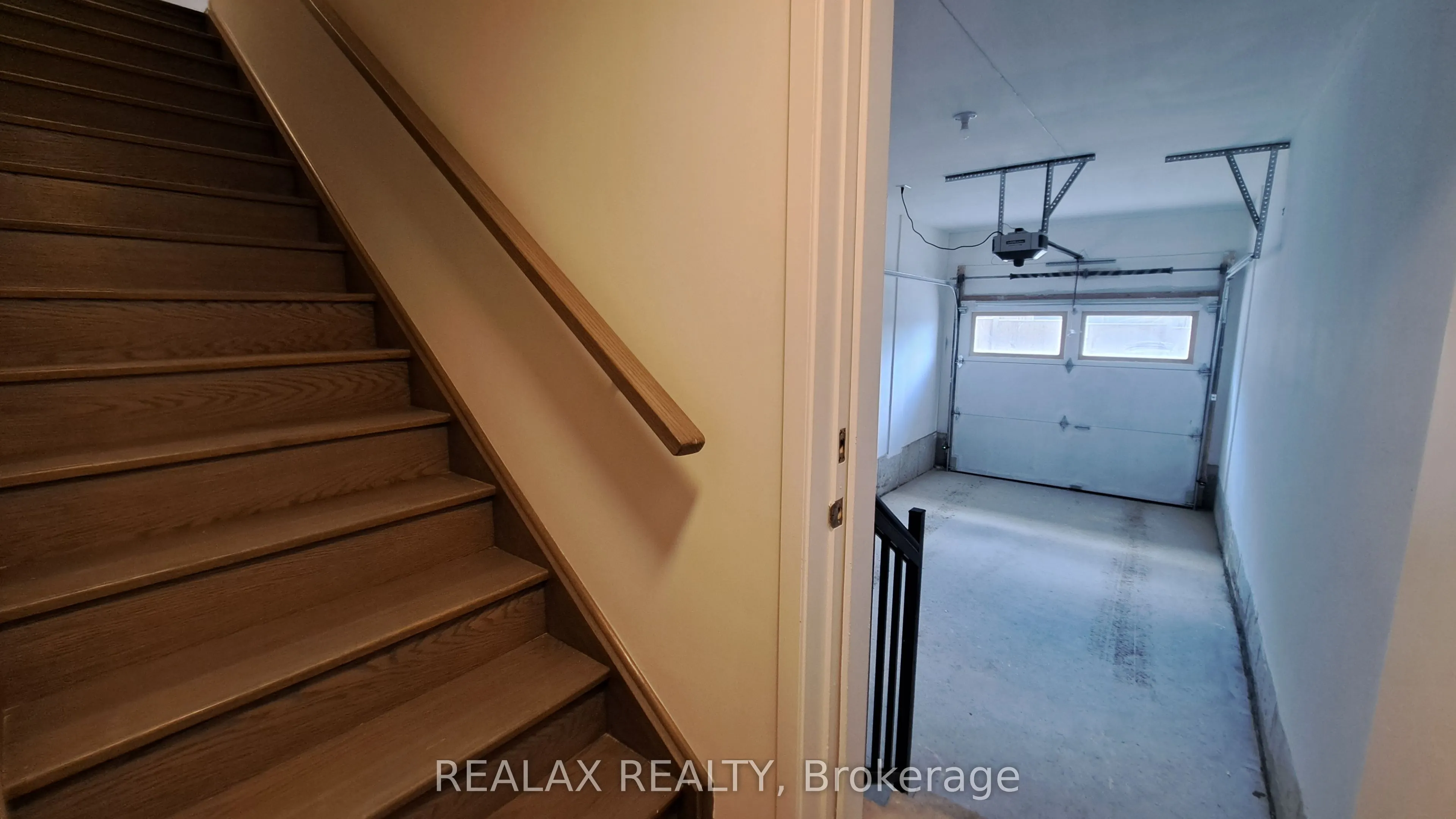 178 Matawin Lane, #115