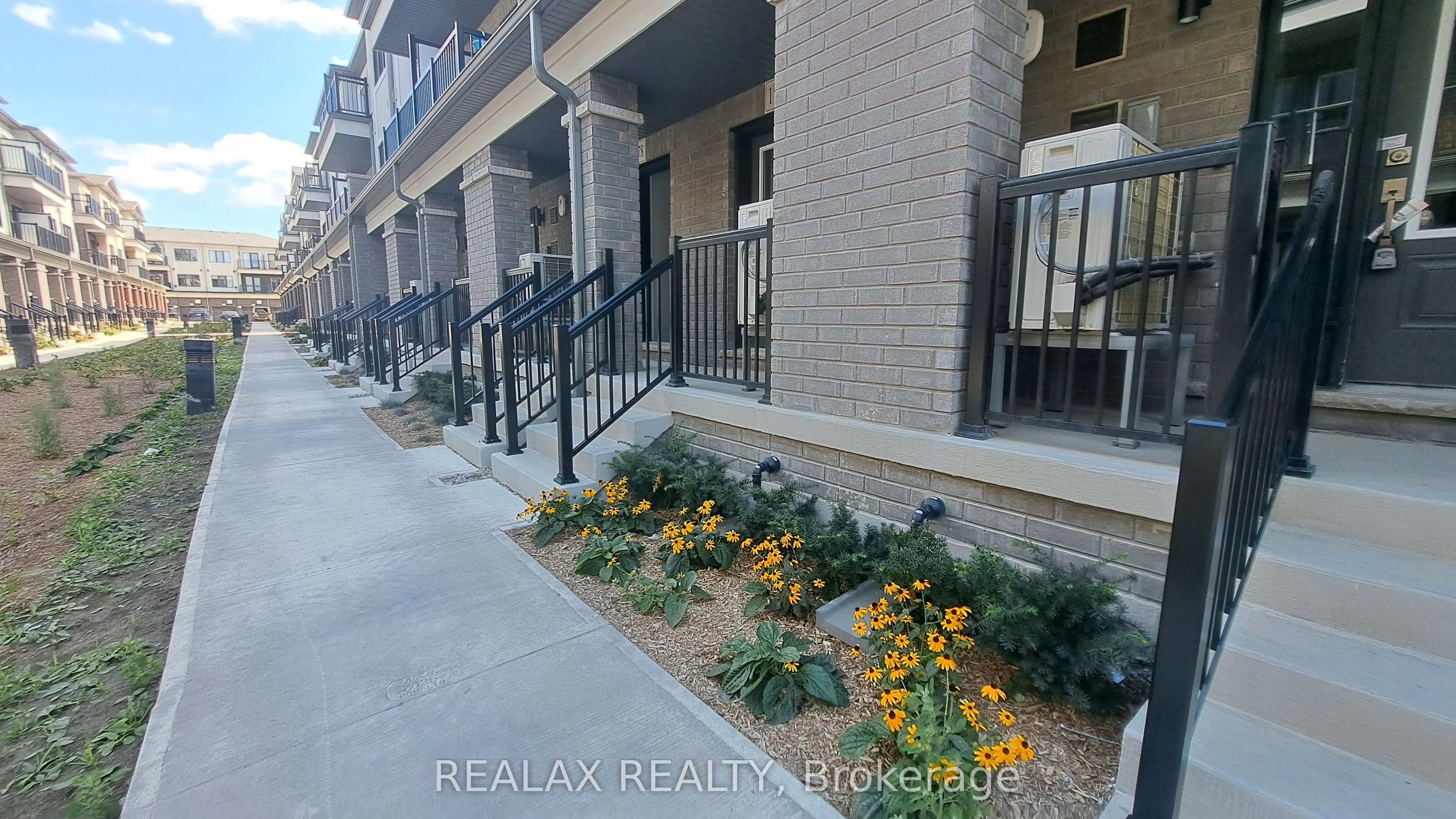 178 Matawin Lane, #115