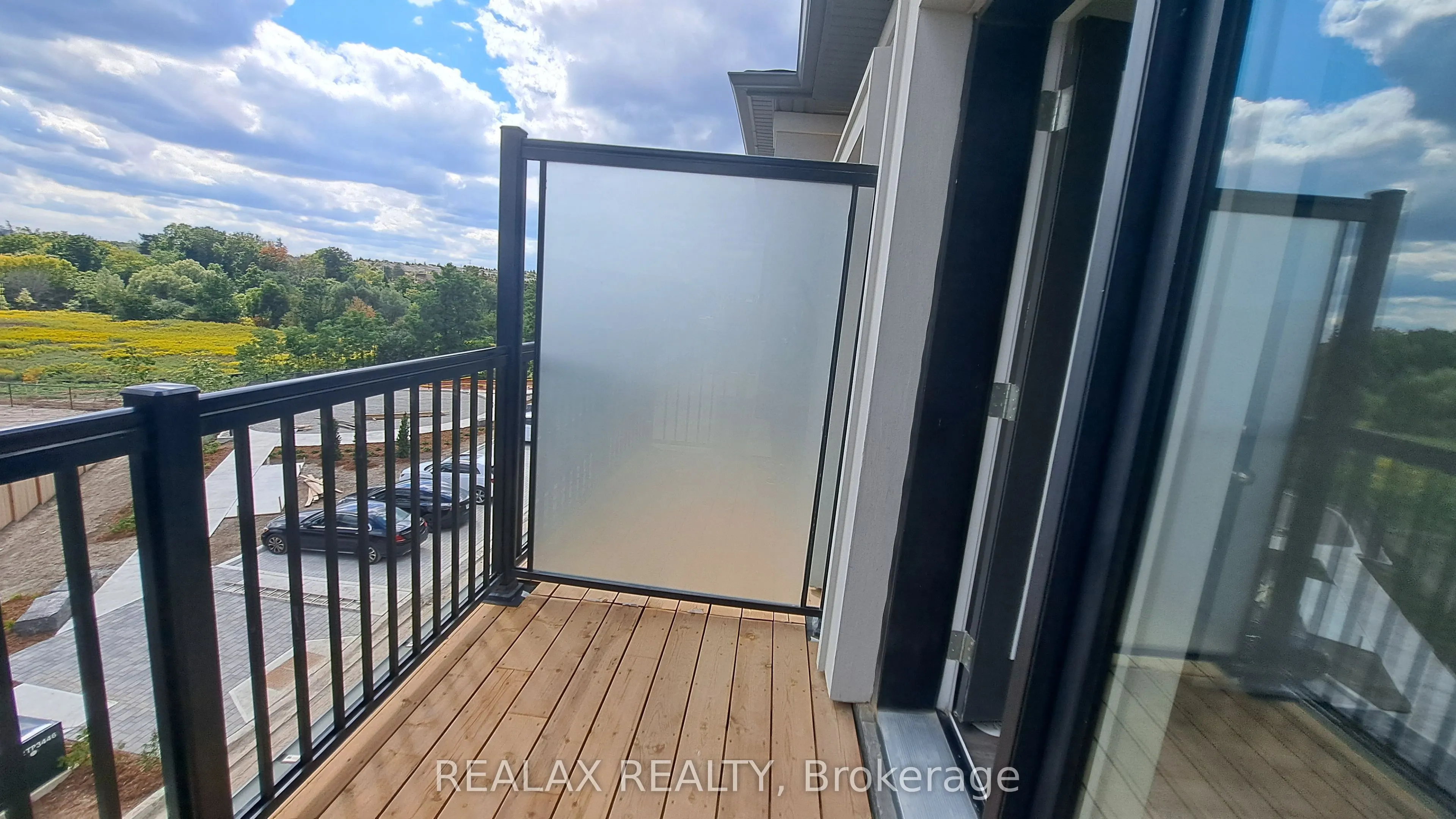 178 Matawin Lane, #115