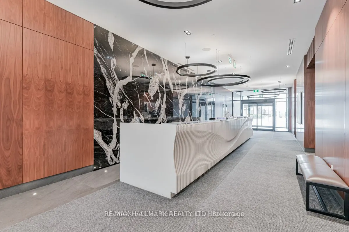 7895 Jane Street, #2802