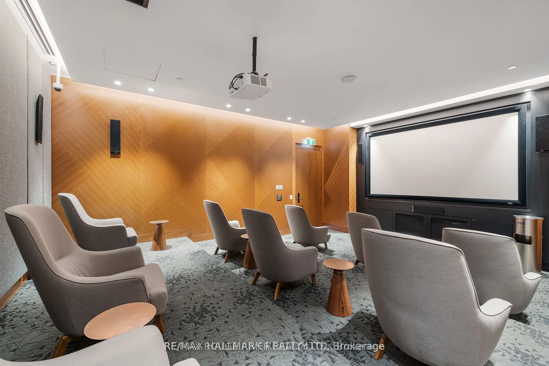 7895 Jane Street, #2802