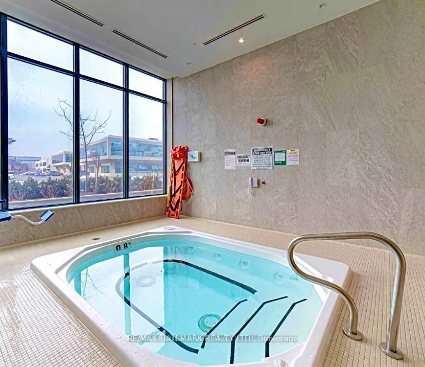 7895 Jane Street, #2802