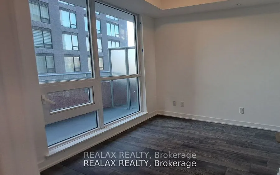 8888 Yonge Street, #206