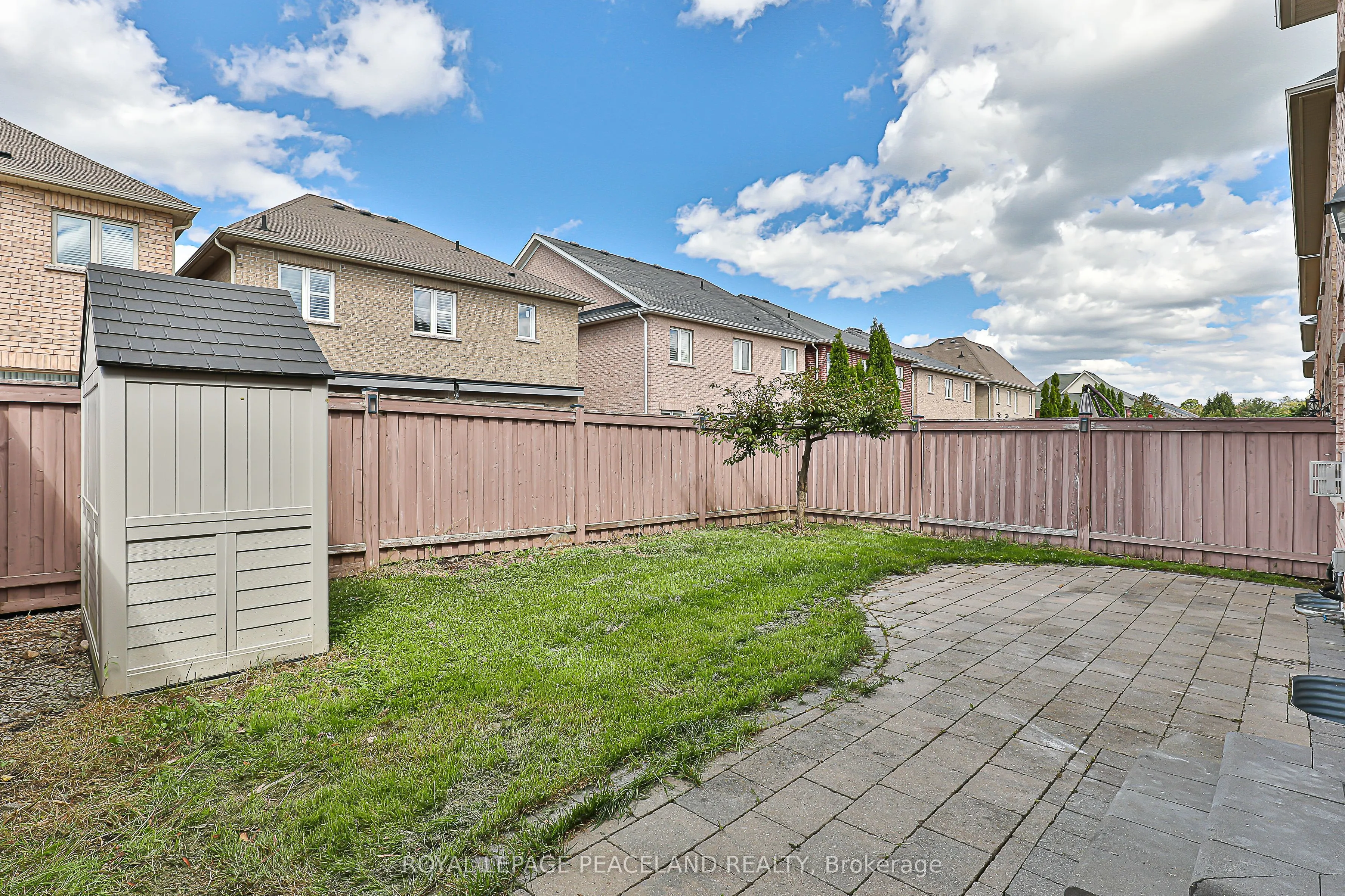 10 Pavlova Crescent