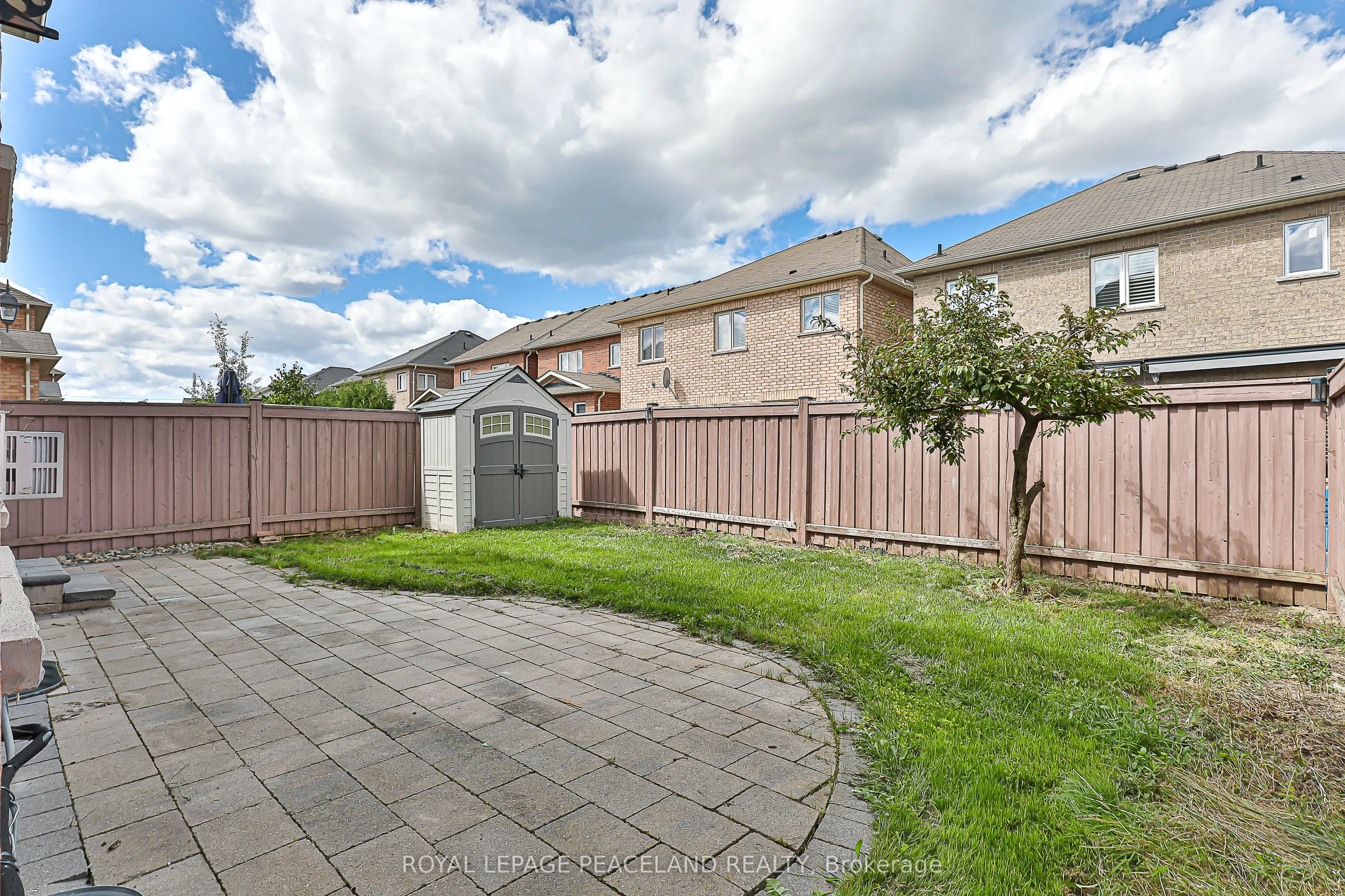10 Pavlova Crescent