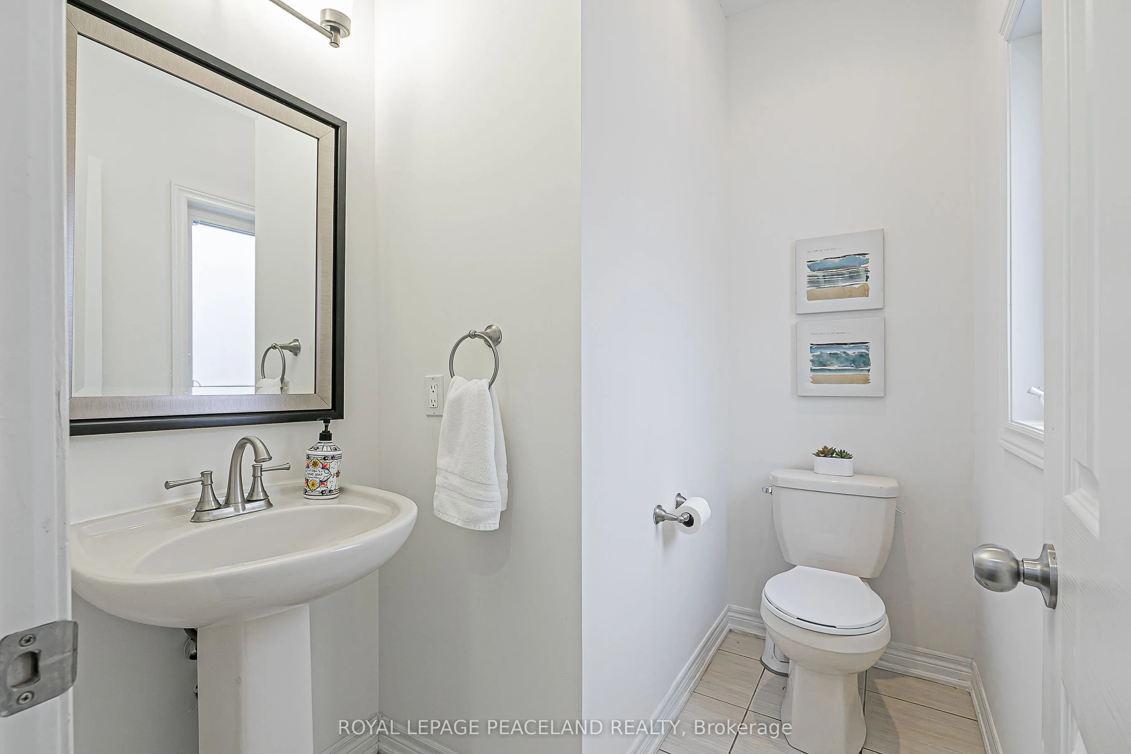 10 Pavlova Crescent