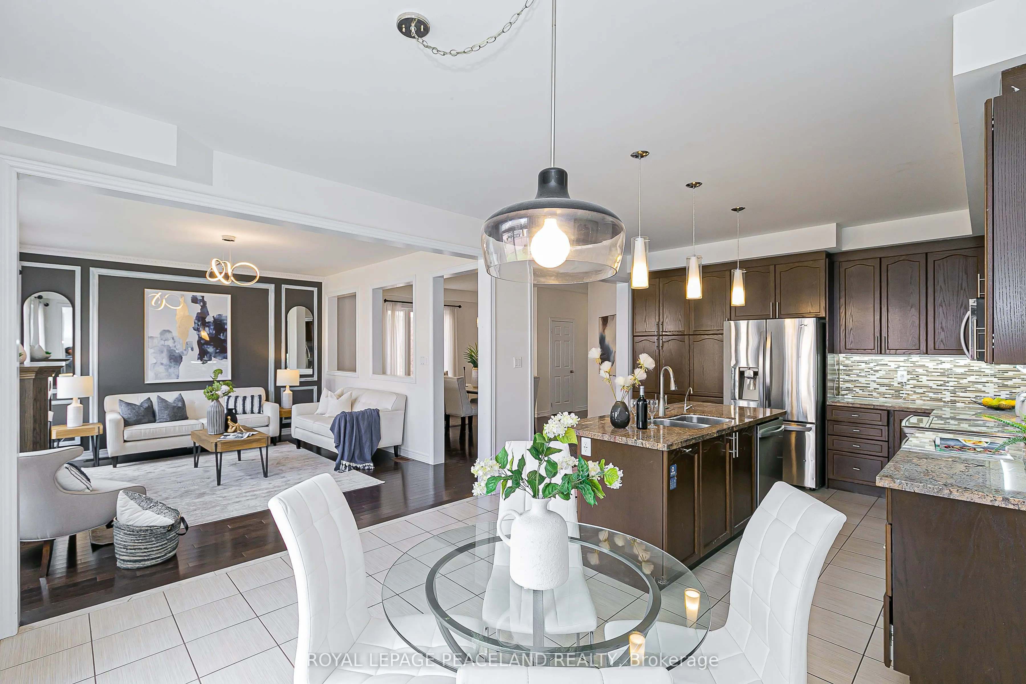 10 Pavlova Crescent
