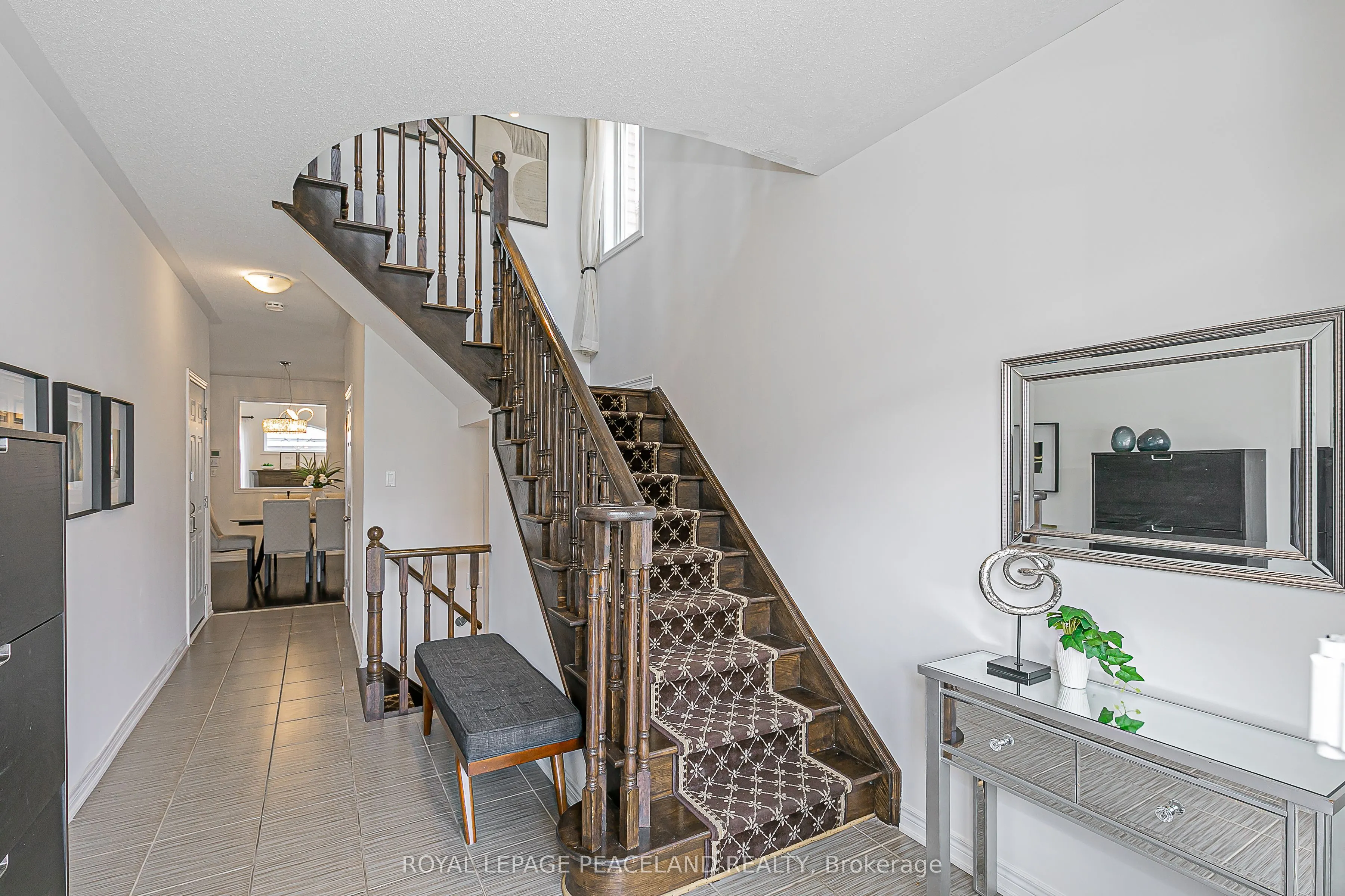 10 Pavlova Crescent