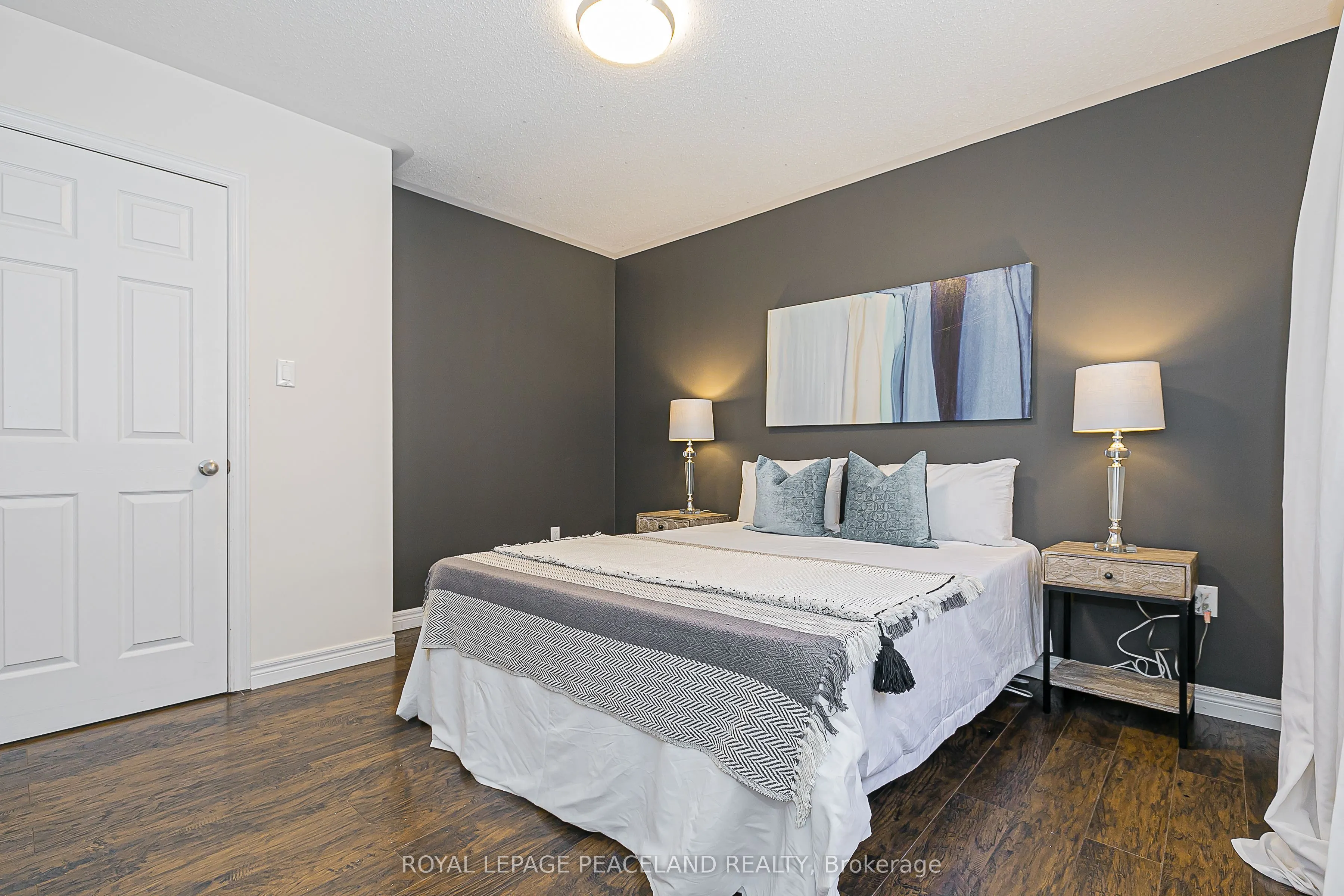 10 Pavlova Crescent
