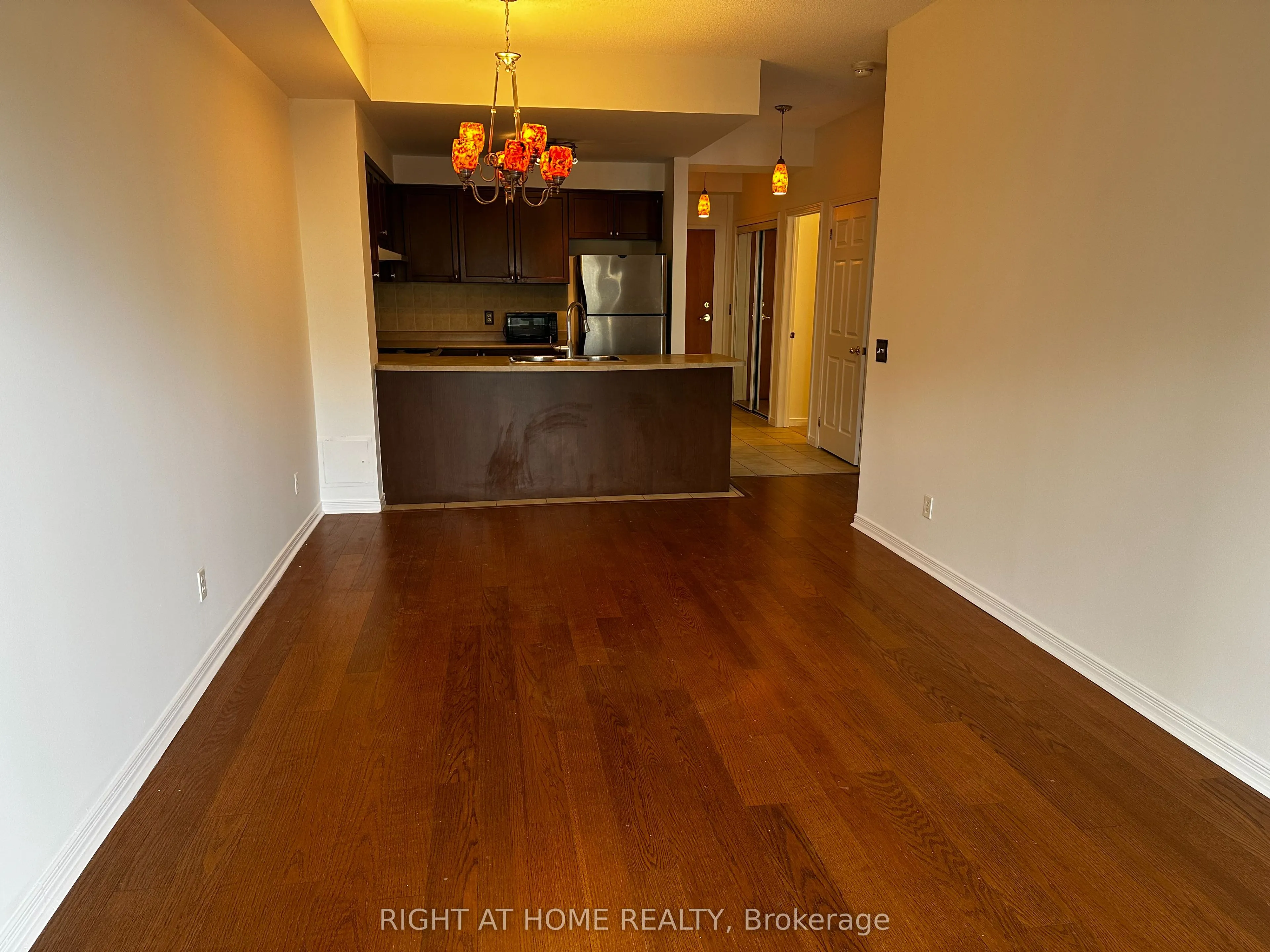1 maison parc Court, #407
