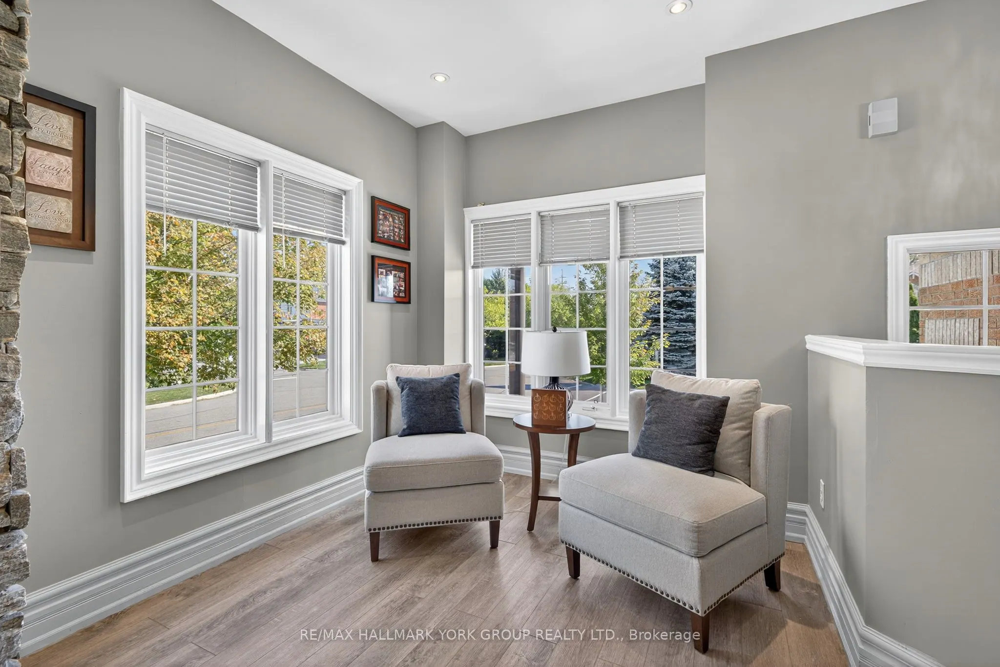 2 Hadley Court