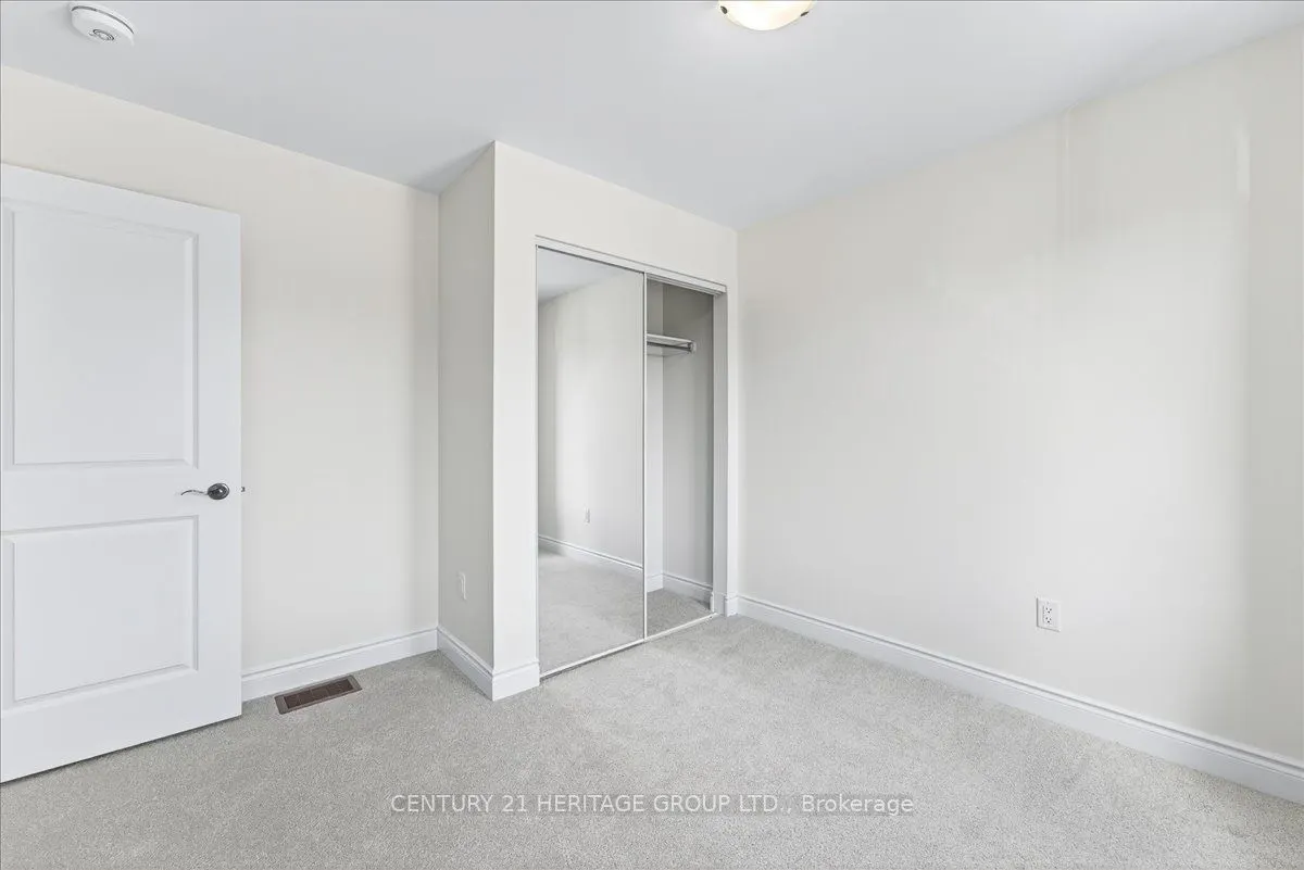 6 Elgin Court