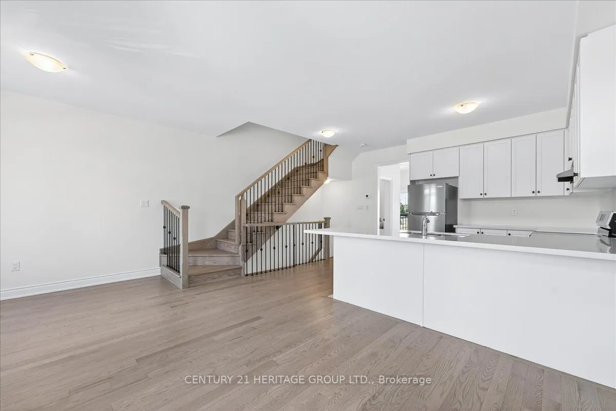 6 Elgin Court