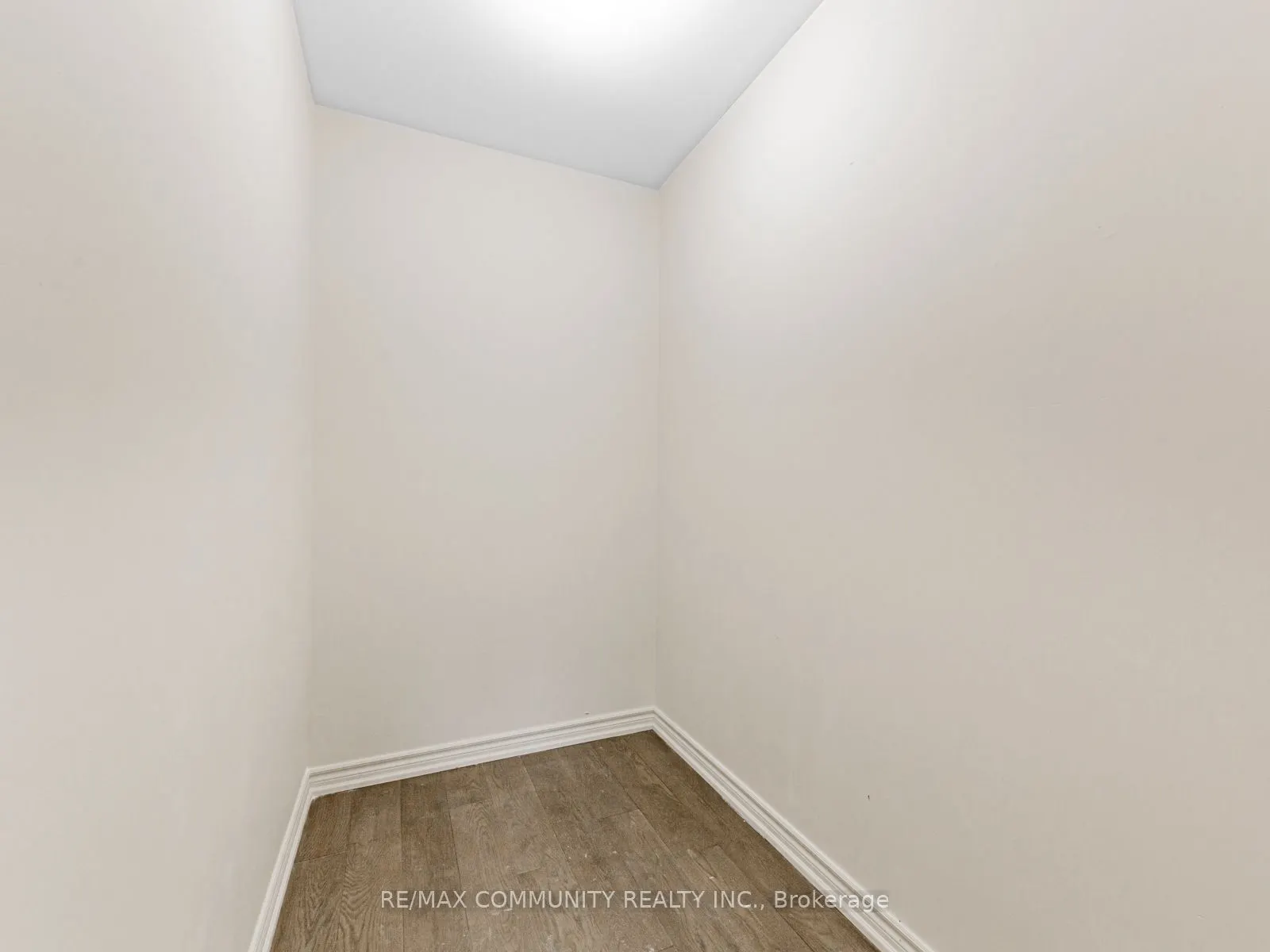 506 Simcoe Street
