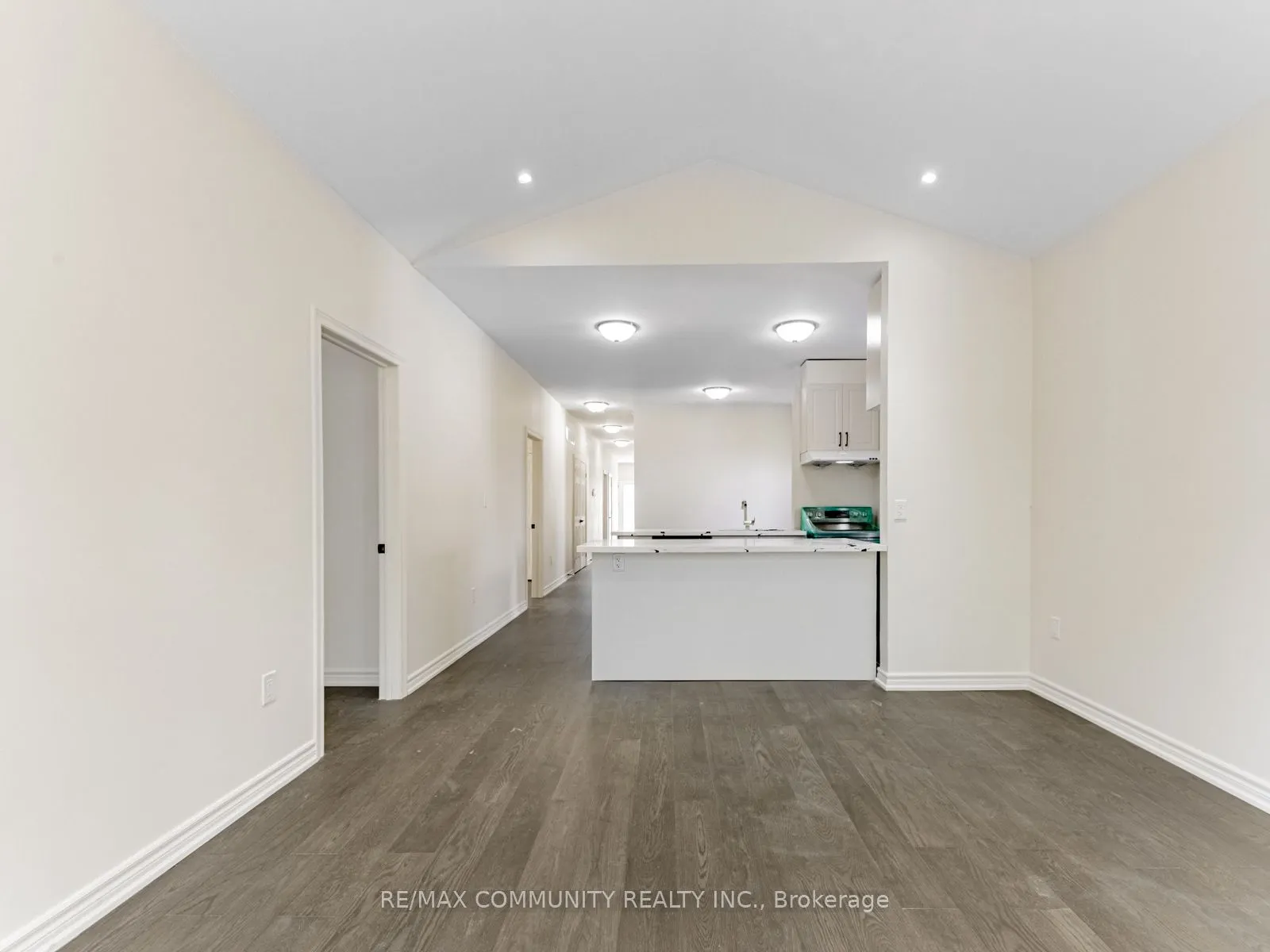 506 Simcoe Street
