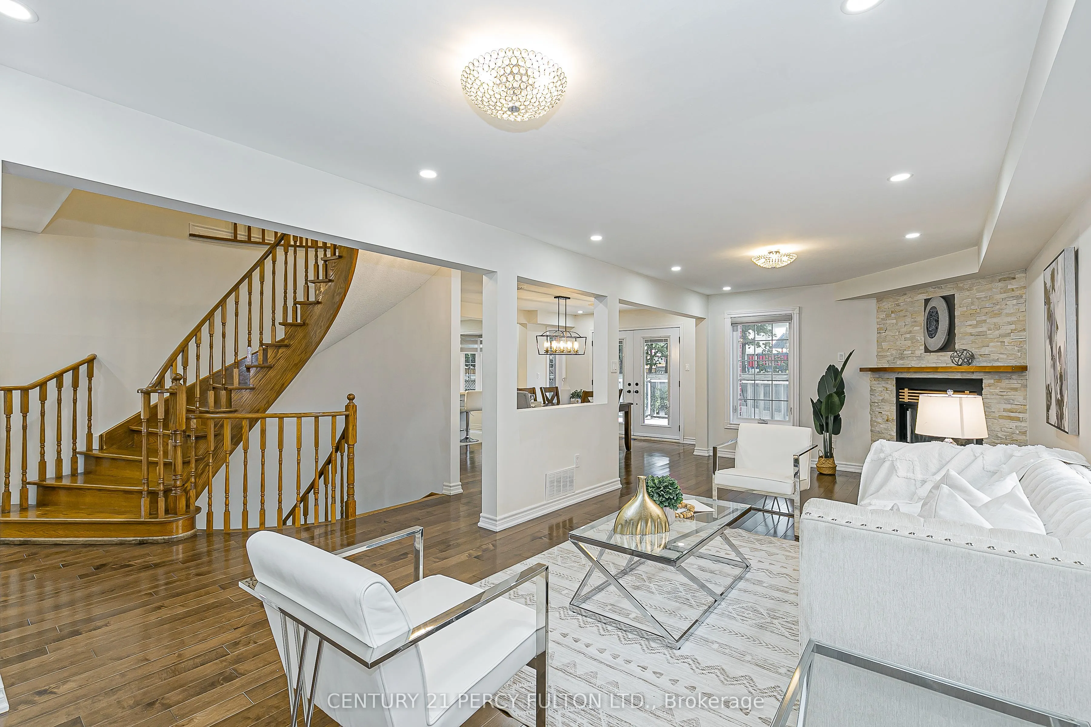 85 Havagal Crescent