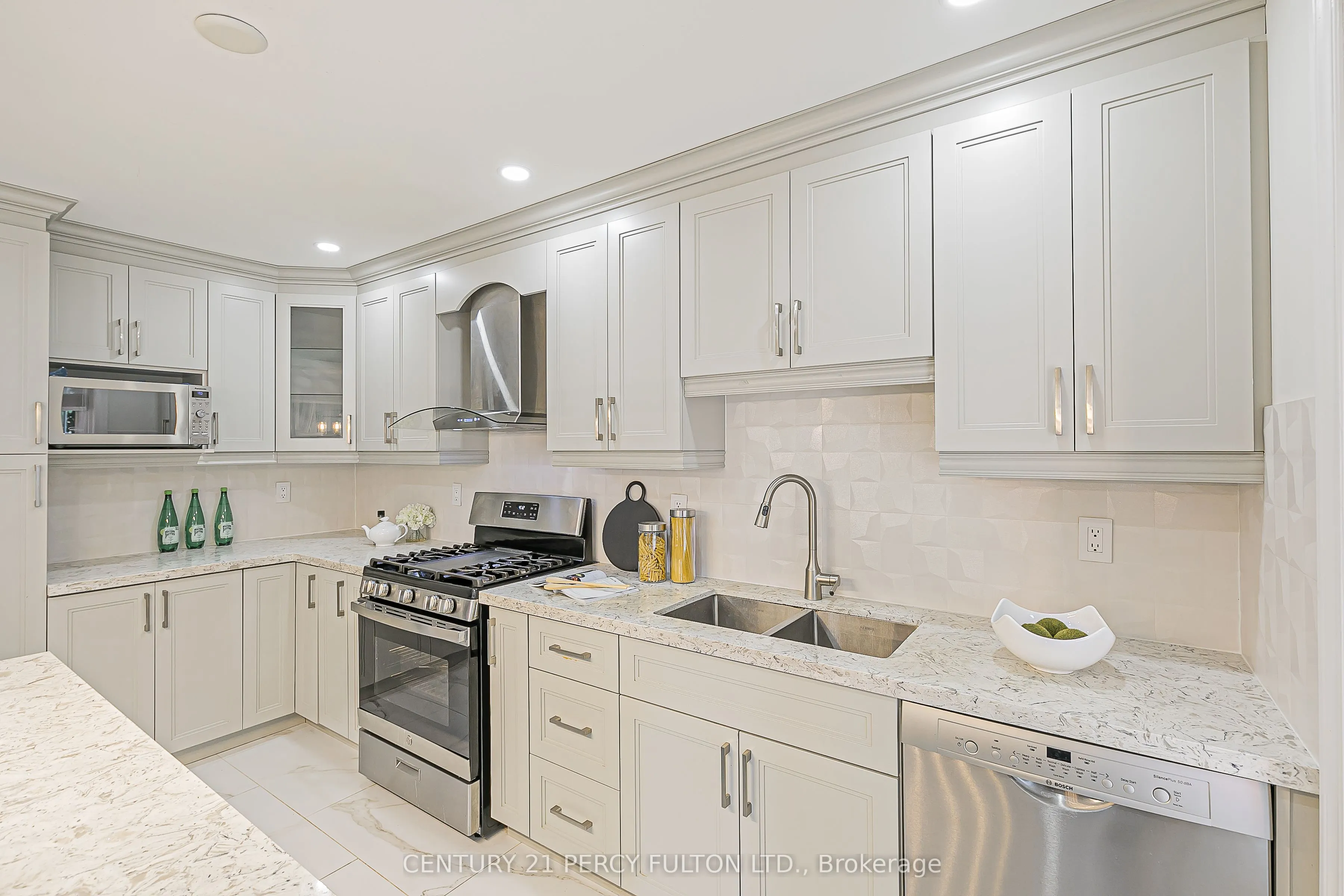 85 Havagal Crescent