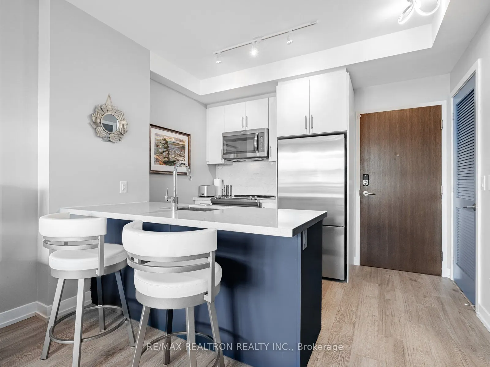 271 Sea Ray Avenue, #B305