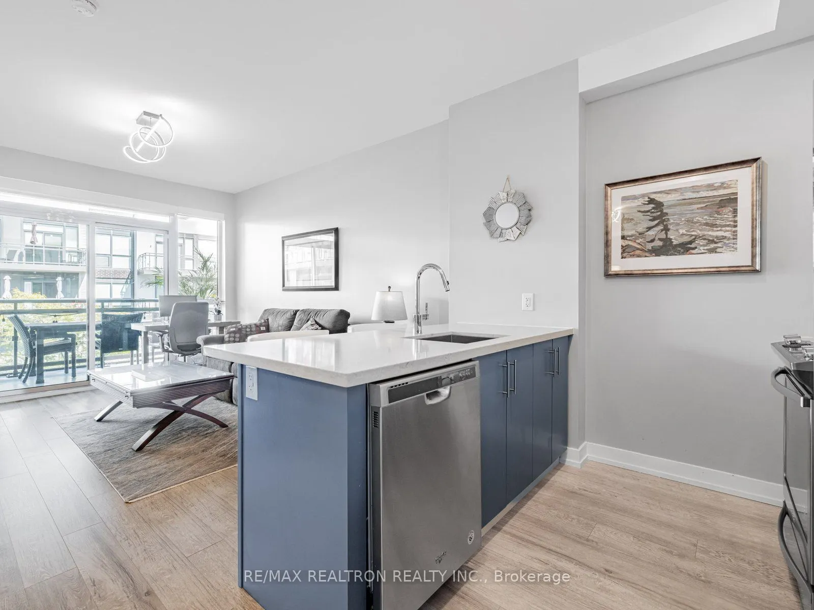 271 Sea Ray Avenue, #B305