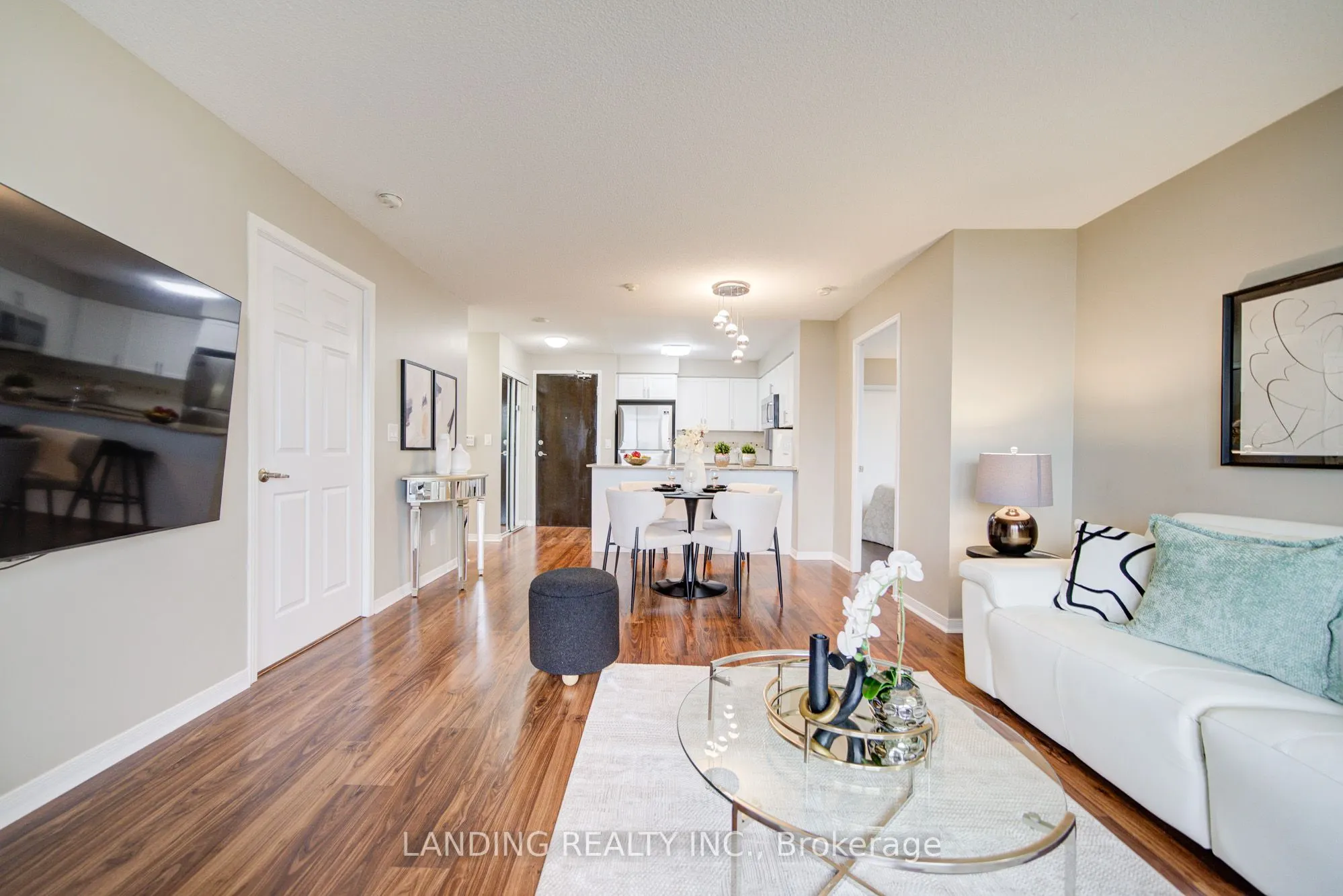 75 King William Crescent, #411