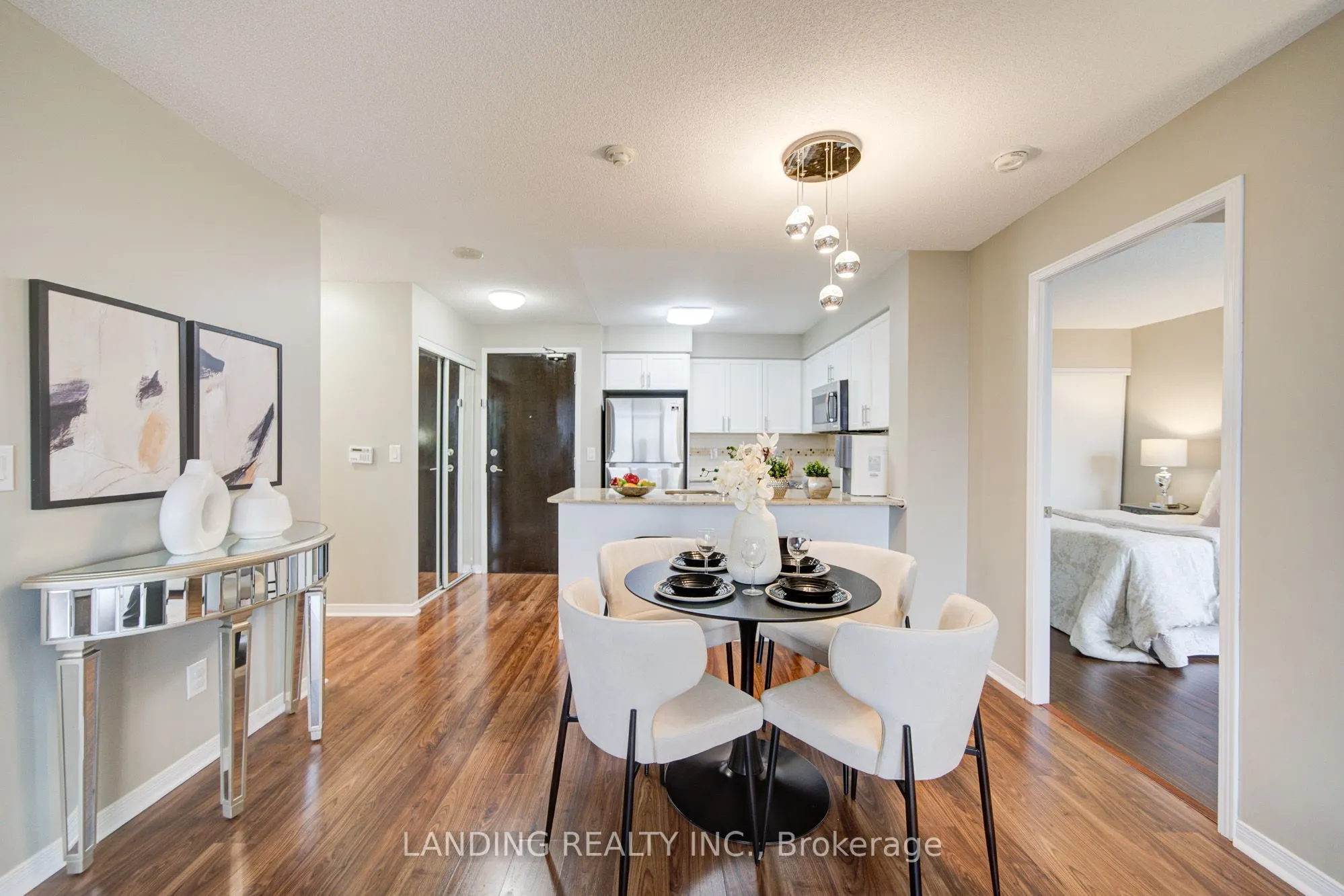 75 King William Crescent, #411