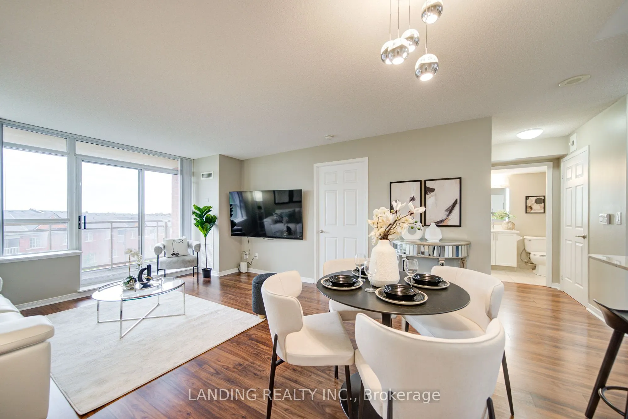 75 King William Crescent, #411