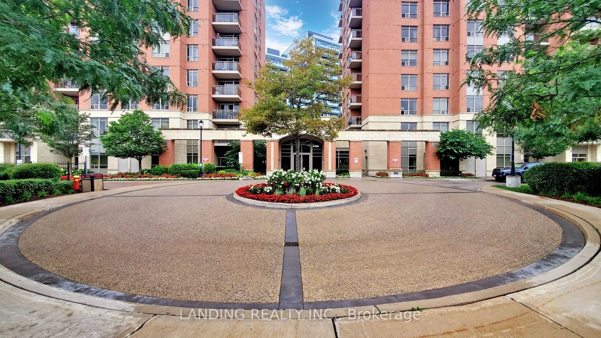 75 King William Crescent, #411