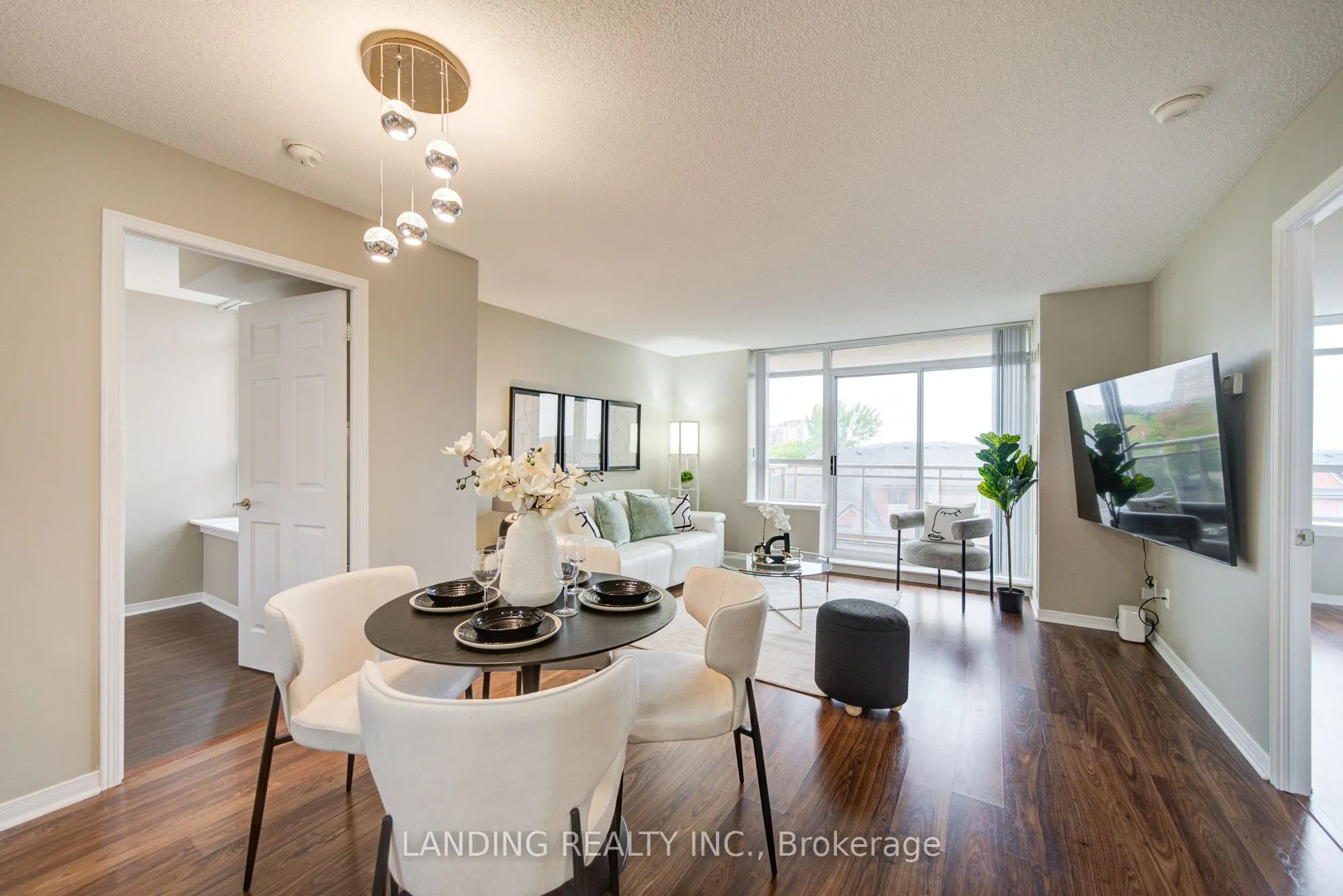 75 King William Crescent, #411