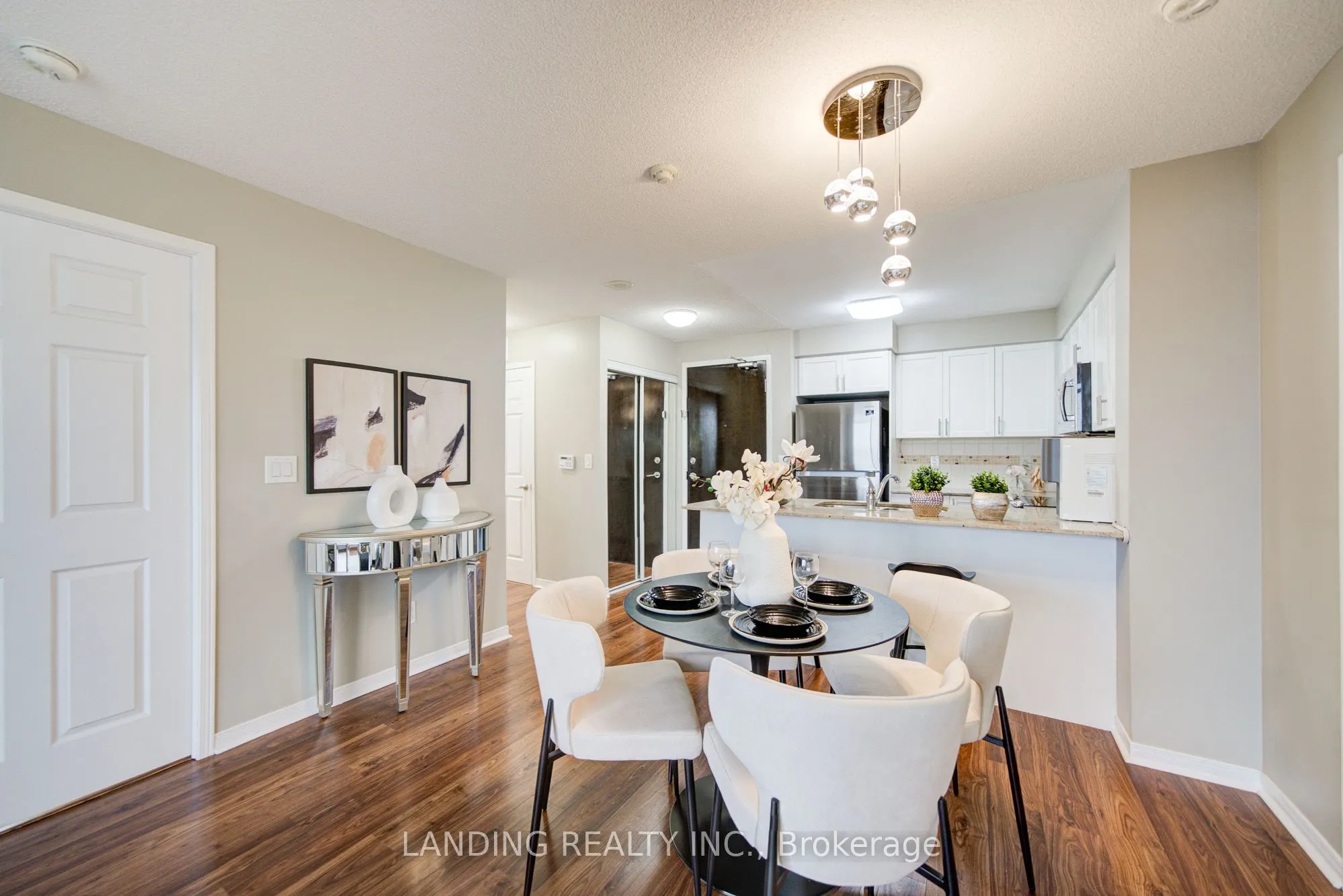 75 King William Crescent, #411