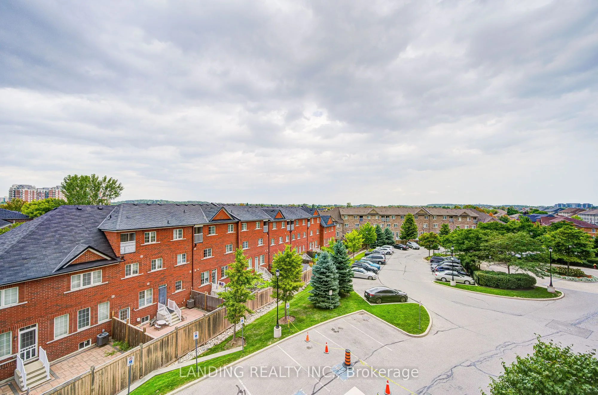 75 King William Crescent, #411
