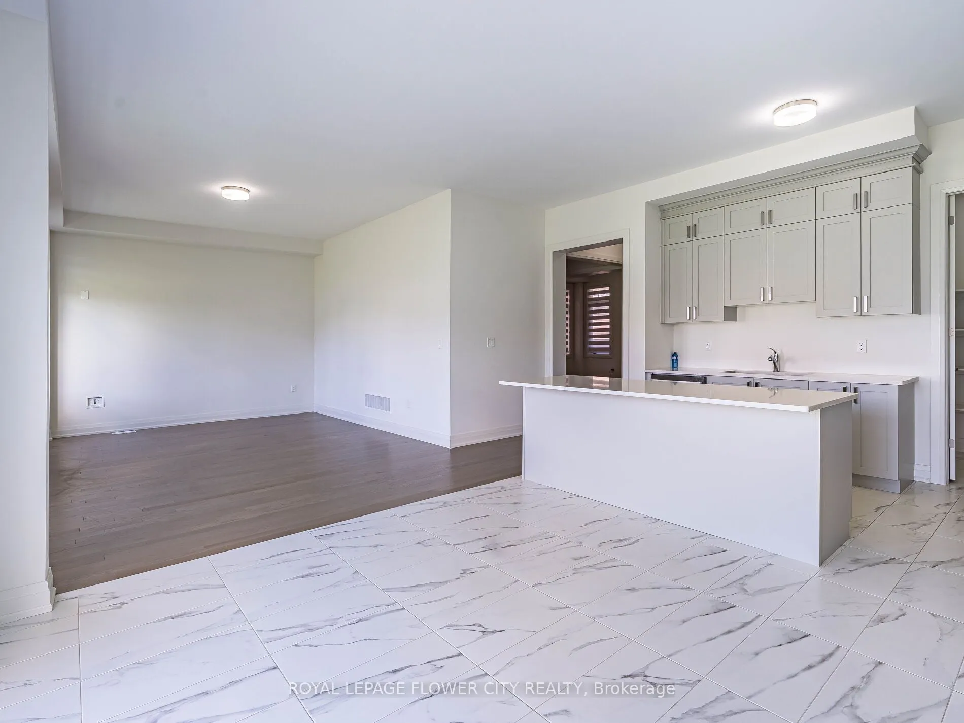 26 Hummingbird Grove
