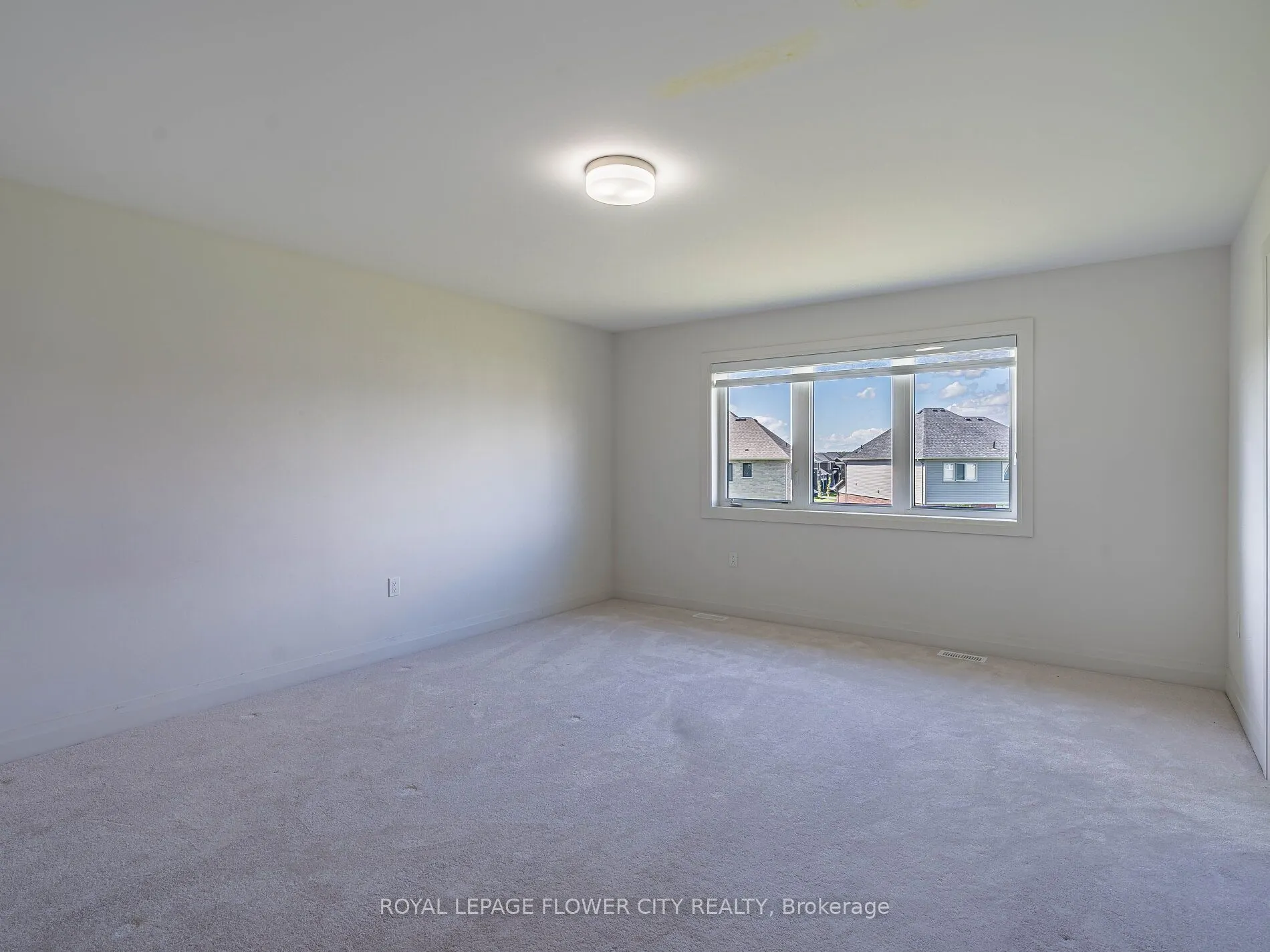 26 Hummingbird Grove