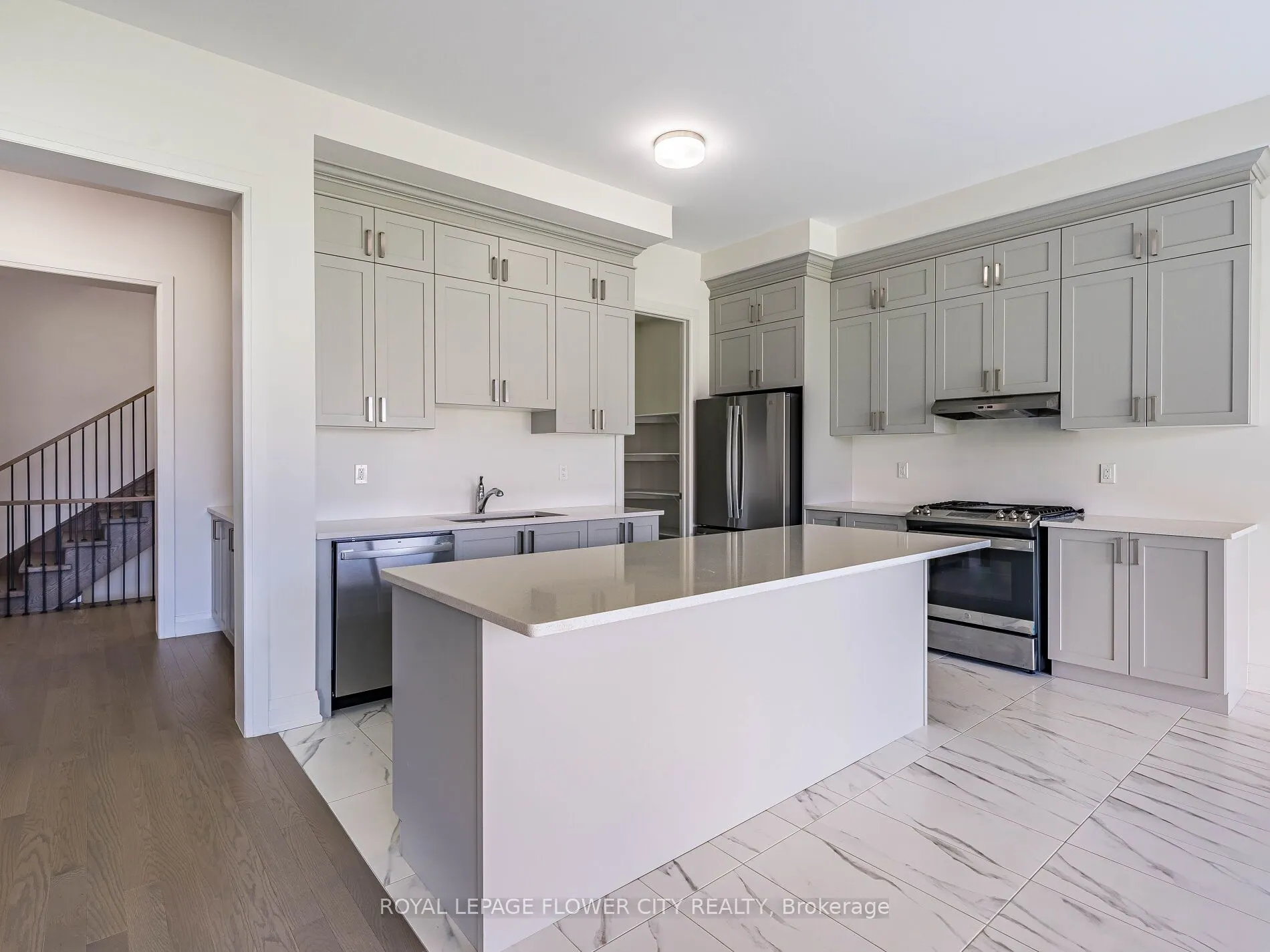 26 Hummingbird Grove
