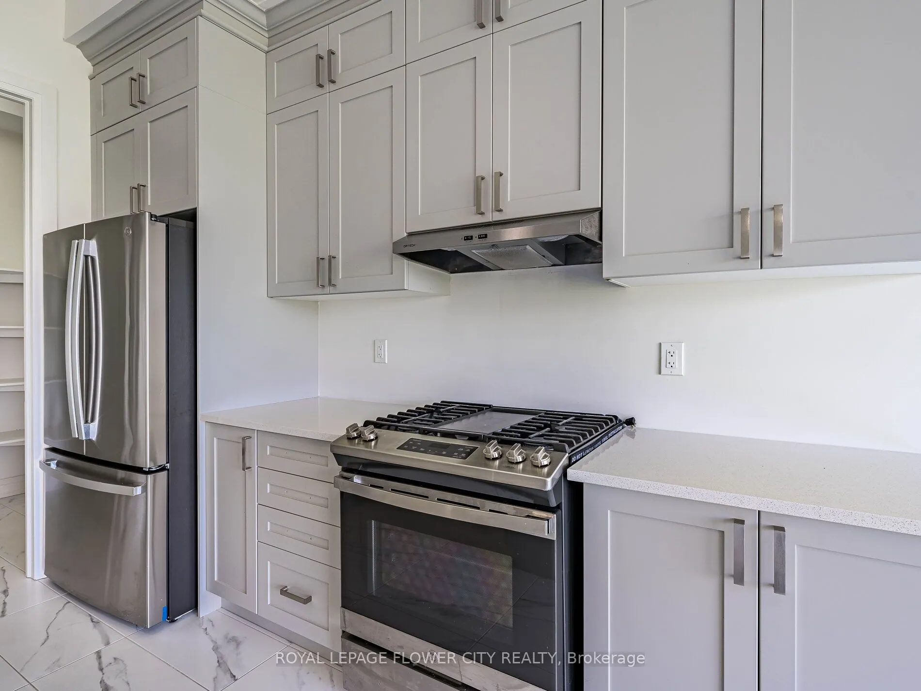 26 Hummingbird Grove
