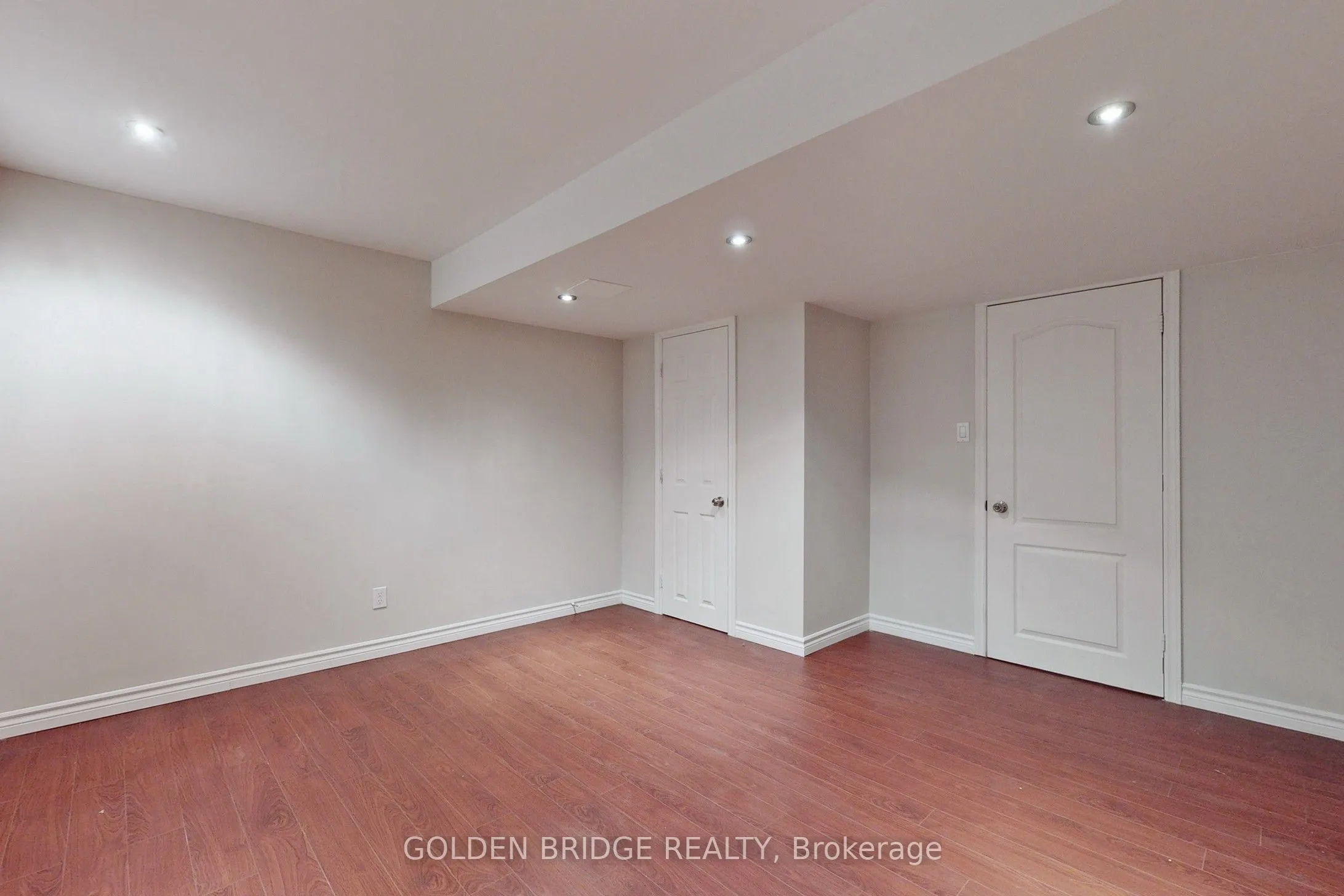 158 Worthington Avenue