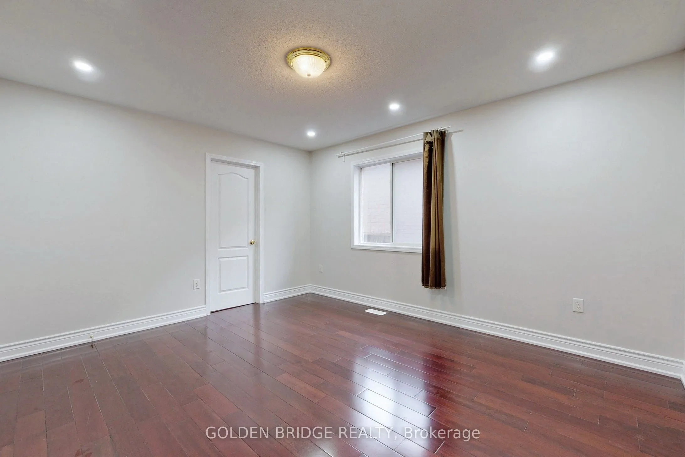 158 Worthington Avenue