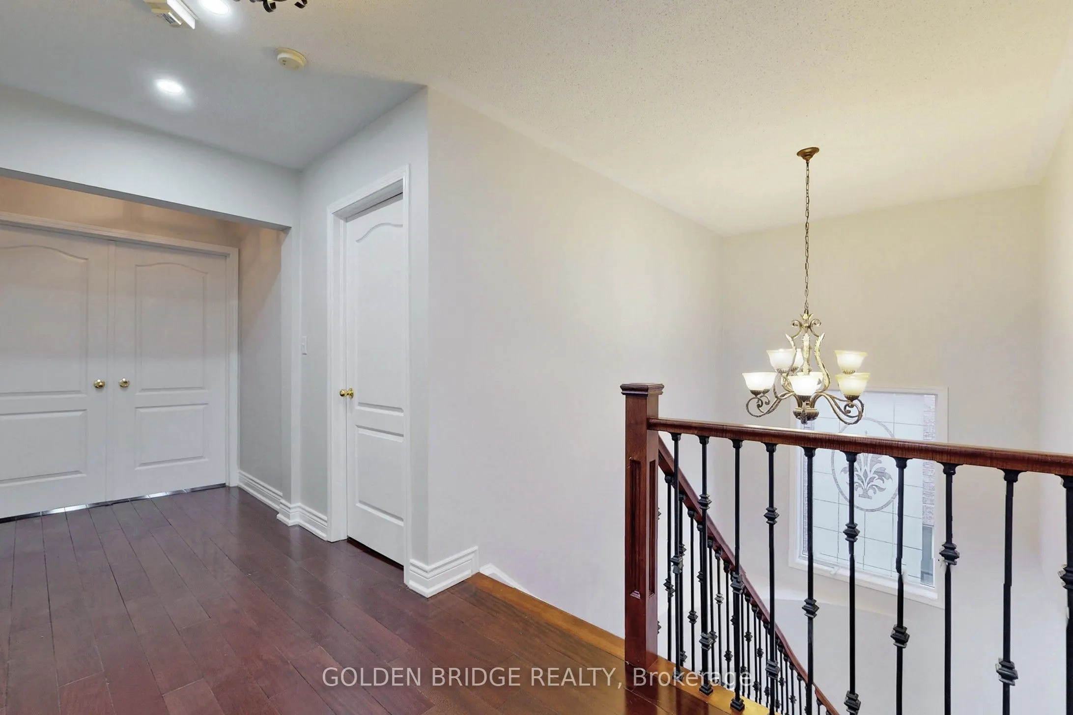 158 Worthington Avenue