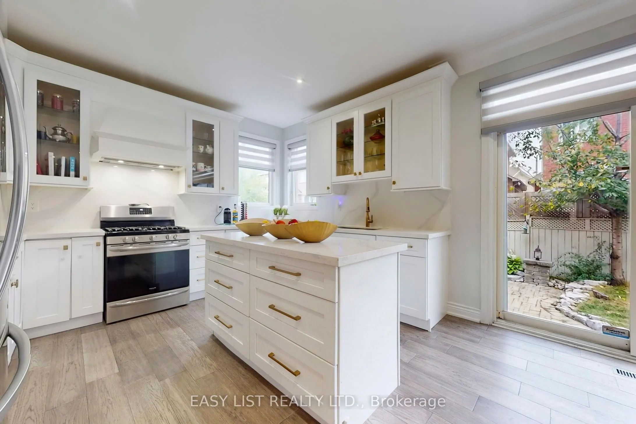 6 Kingshill Road