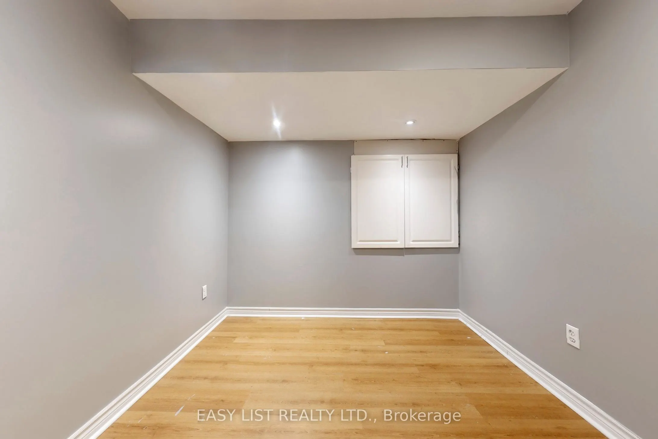 6 Kingshill Road