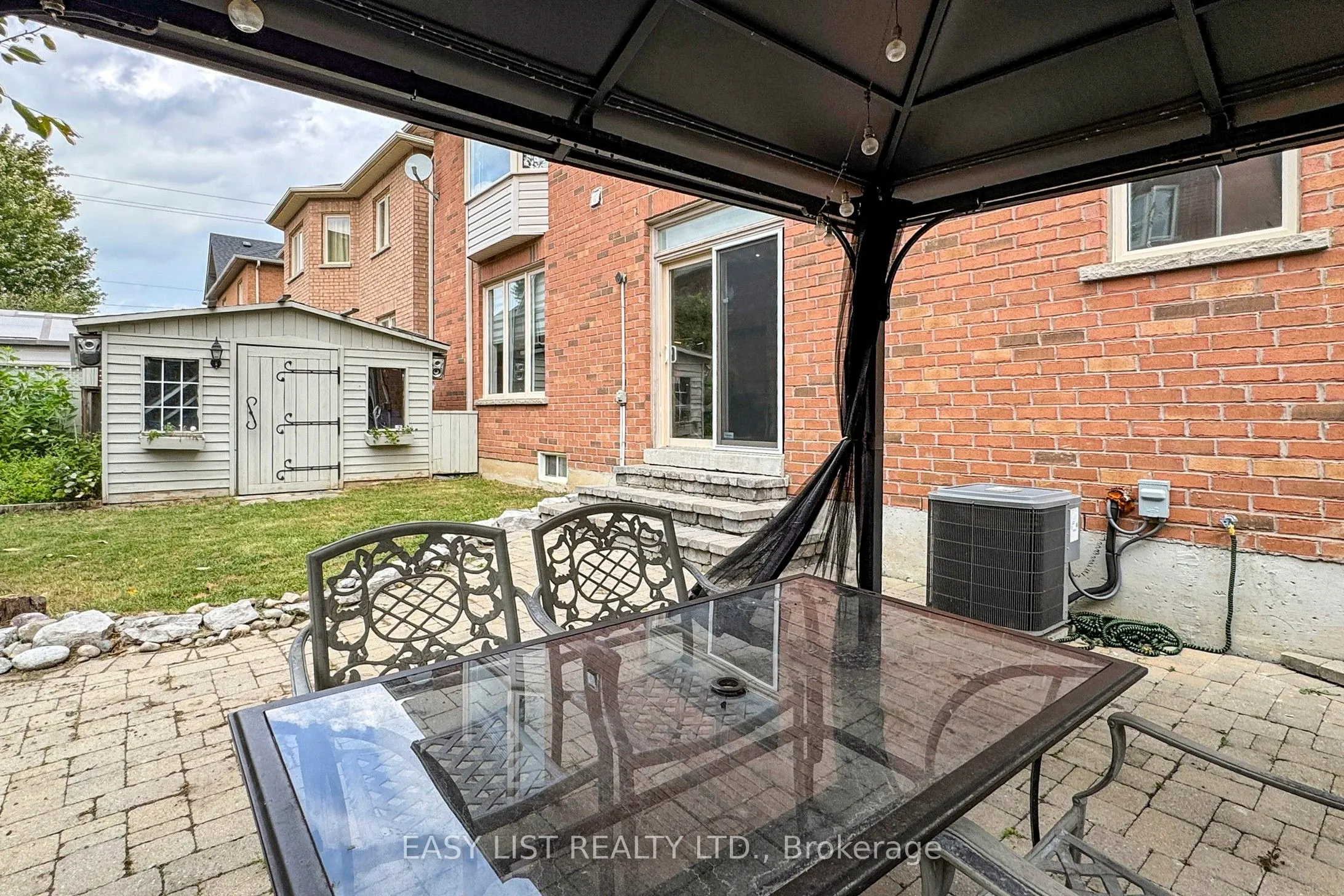 6 Kingshill Road