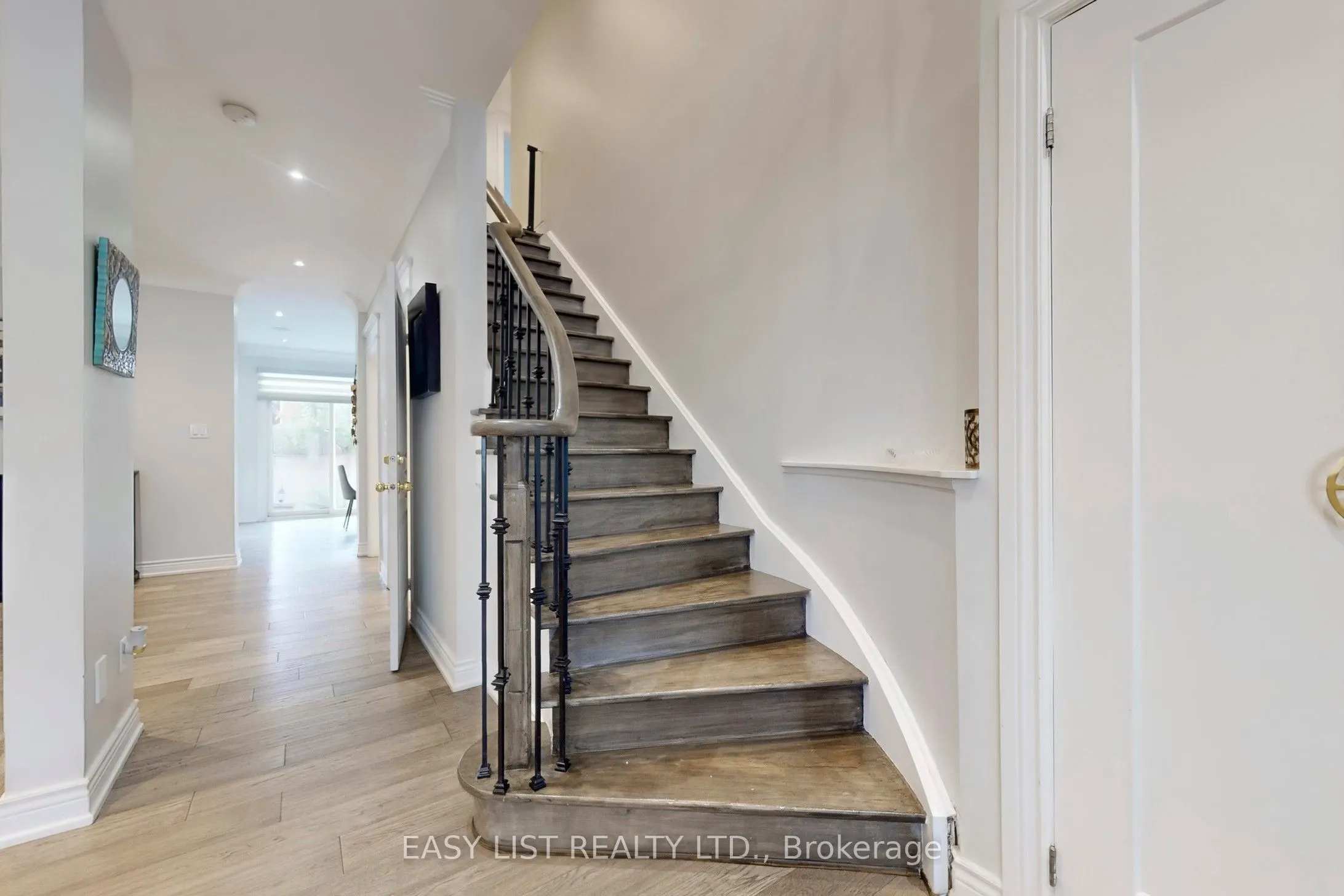 6 Kingshill Road