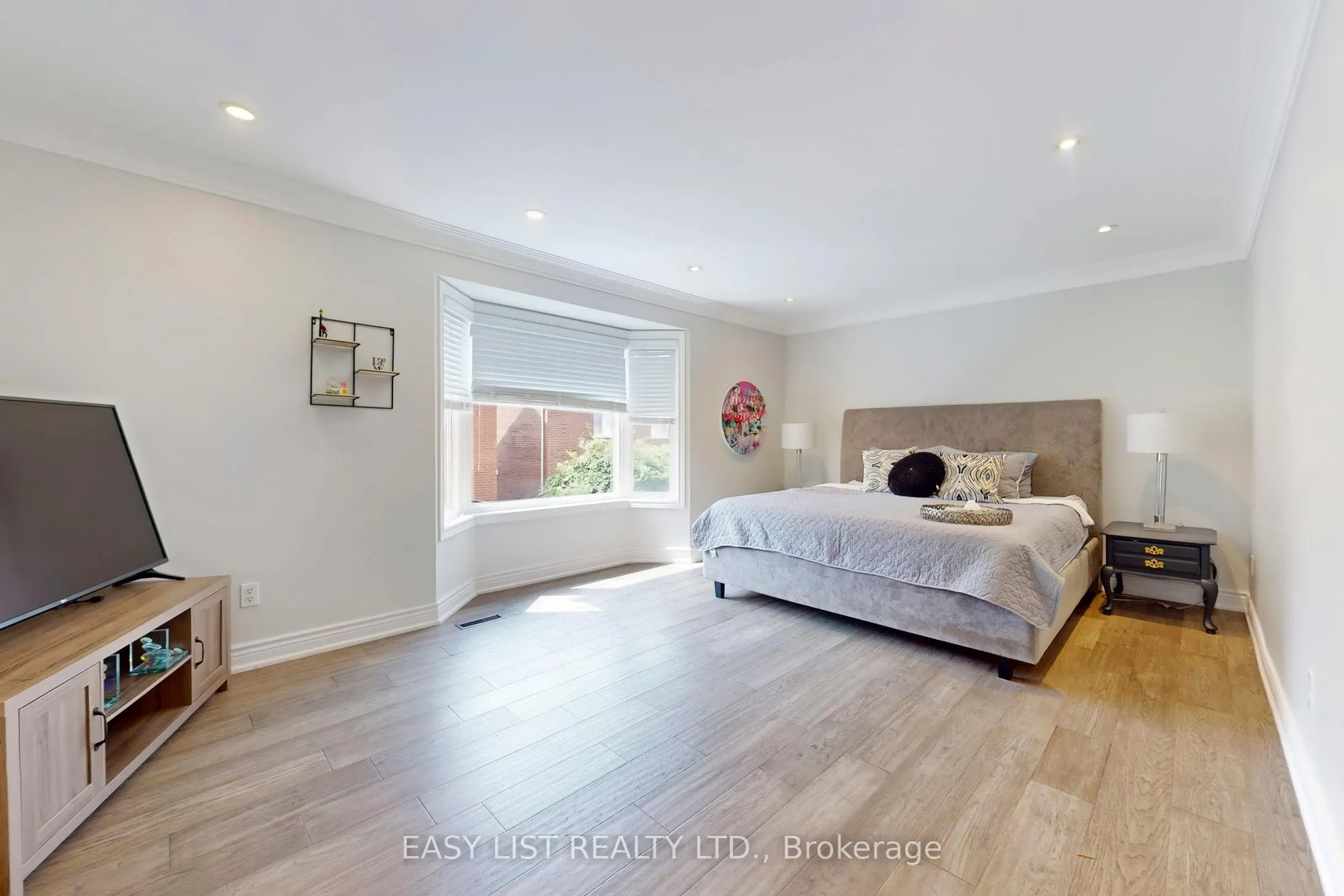 6 Kingshill Road