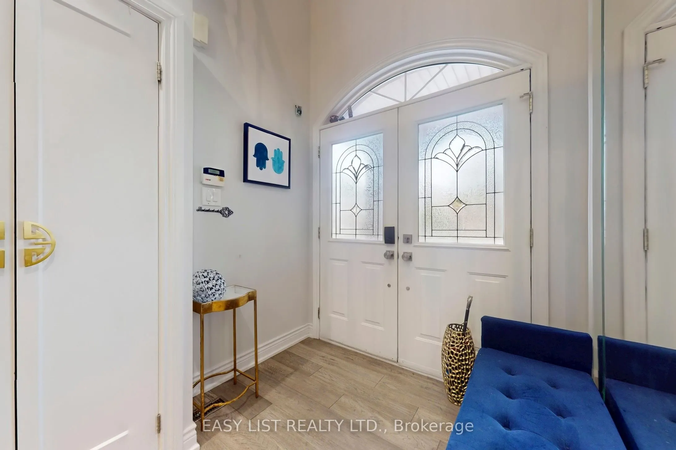 6 Kingshill Road