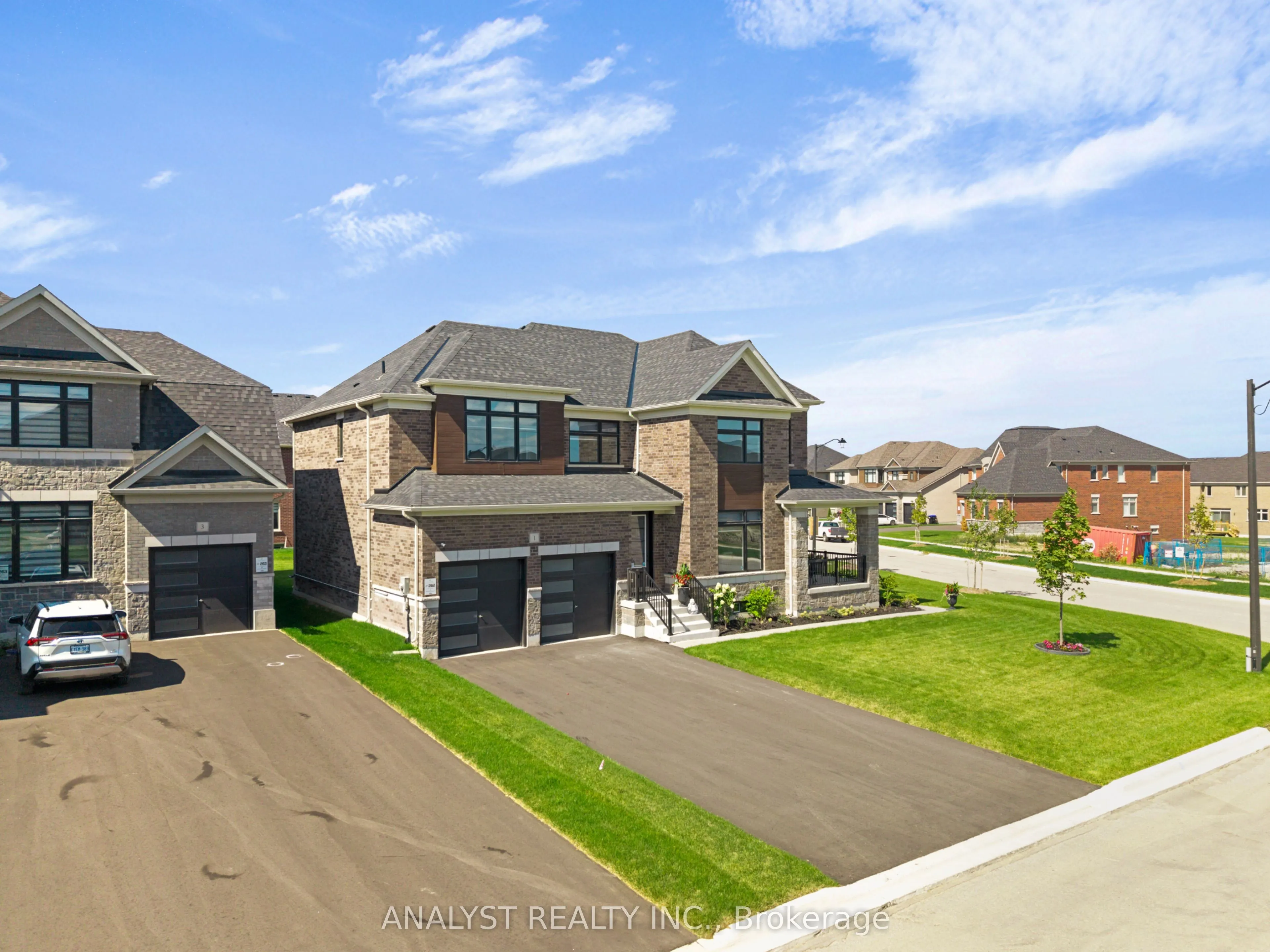 1 Twinleaf Crescent
