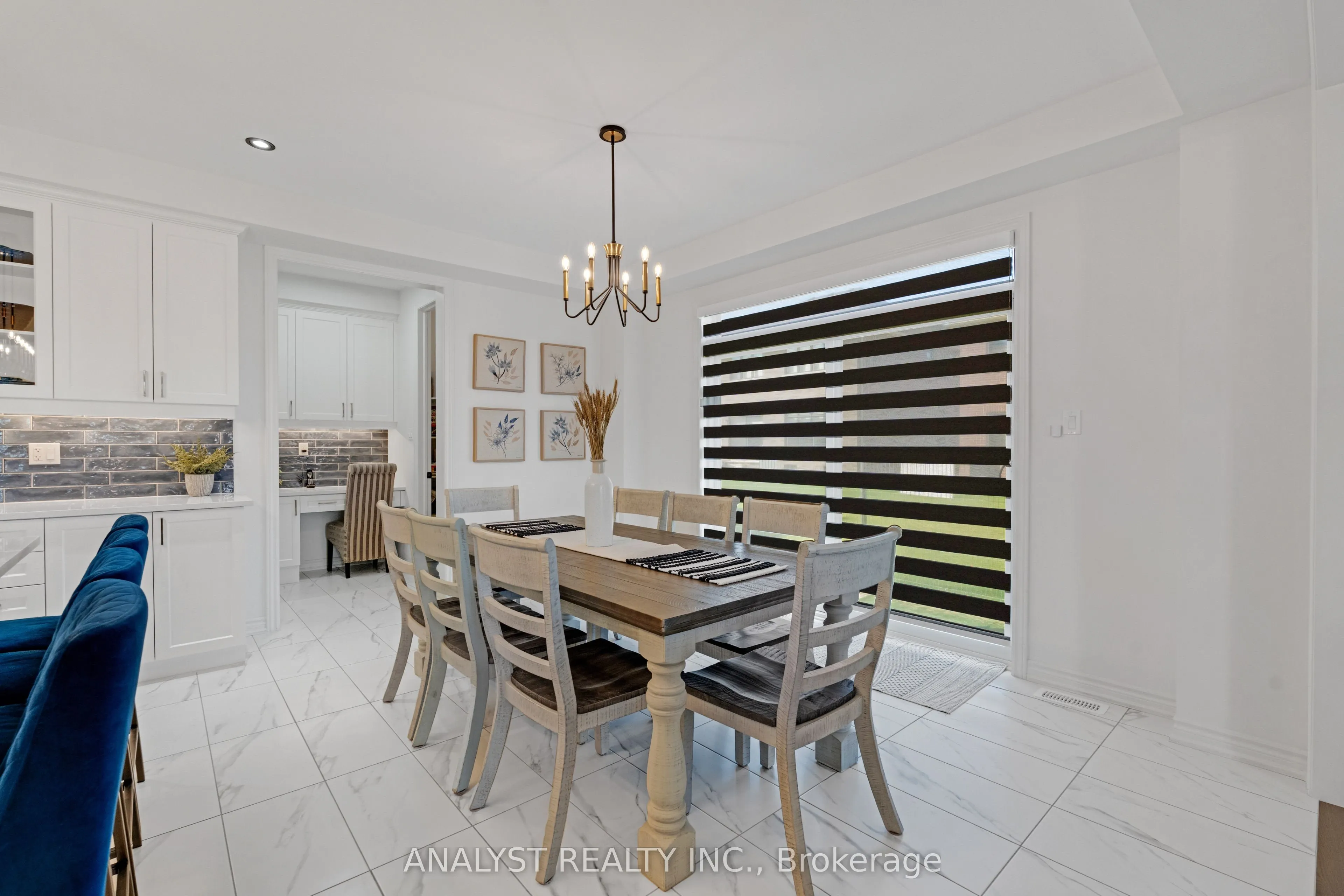 1 Twinleaf Crescent