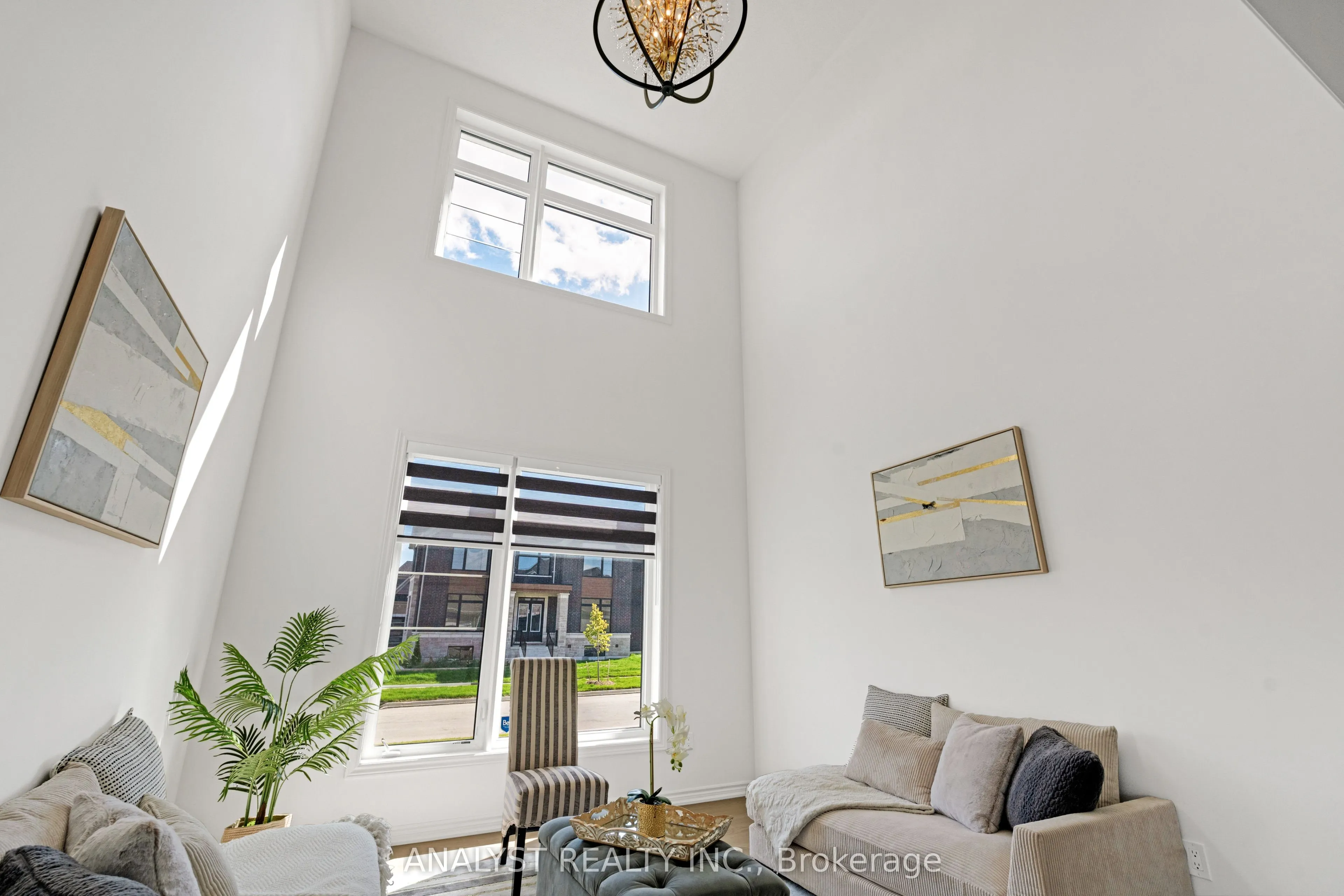 1 Twinleaf Crescent