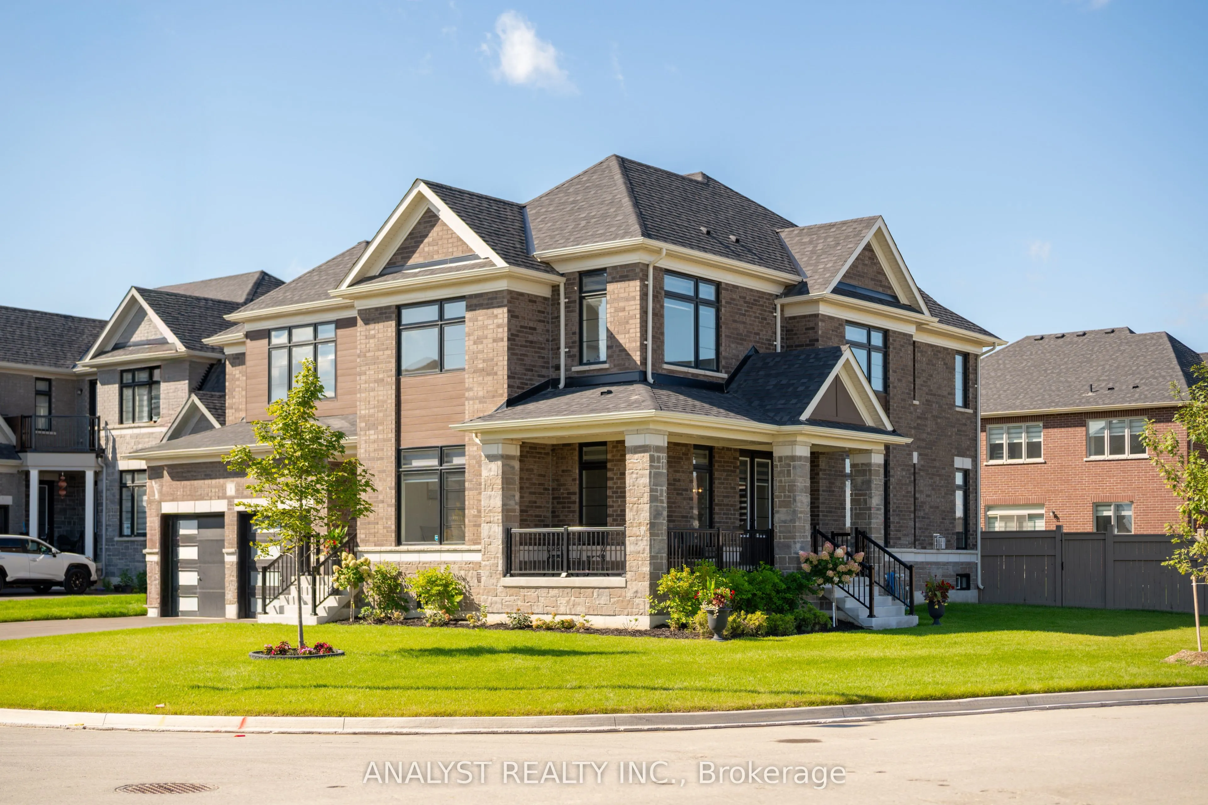 1 Twinleaf Crescent