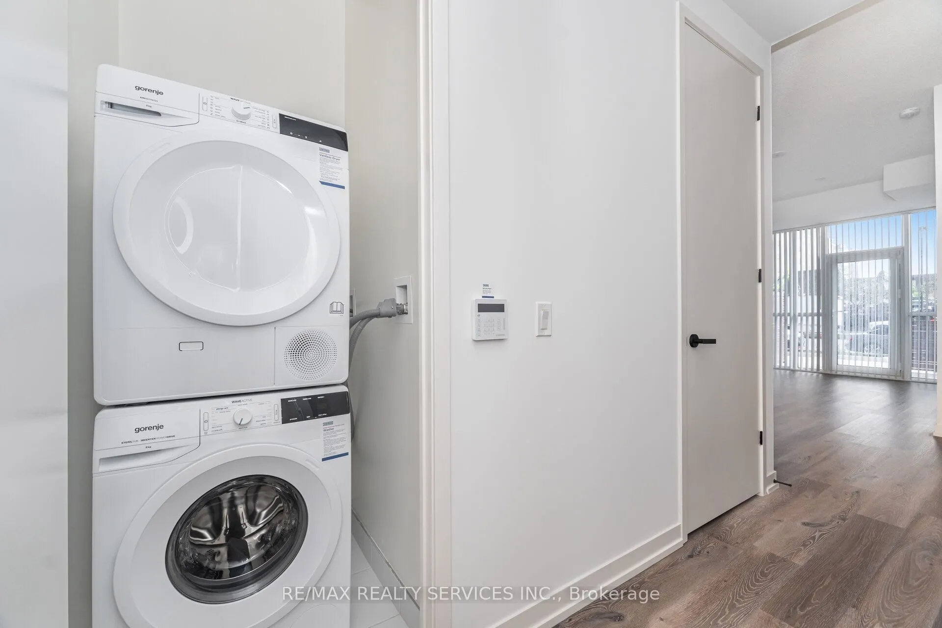 28 Interchange Way, #103 D