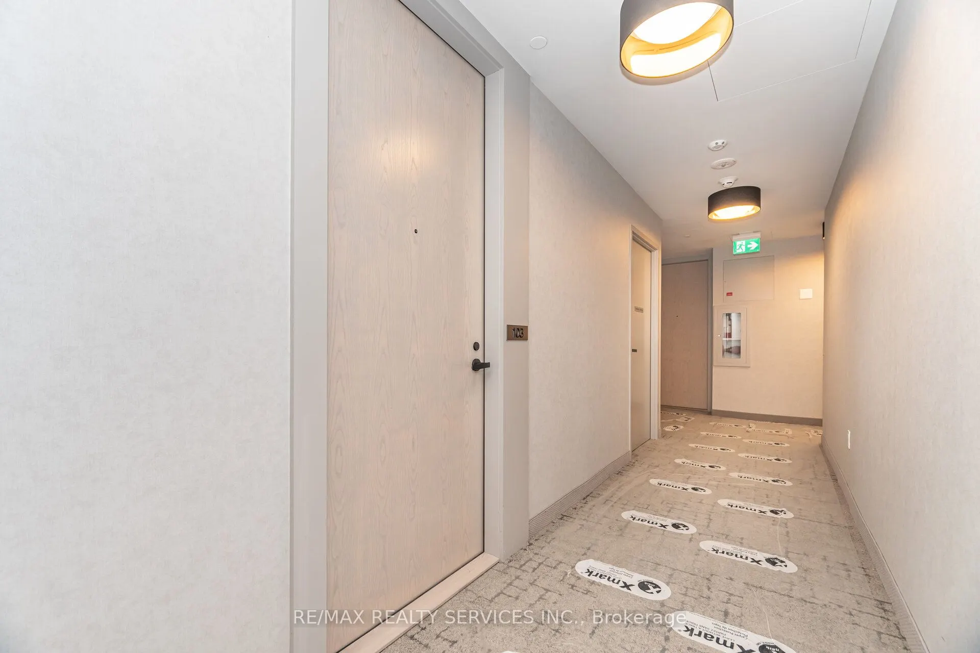 28 Interchange Way, #103 D
