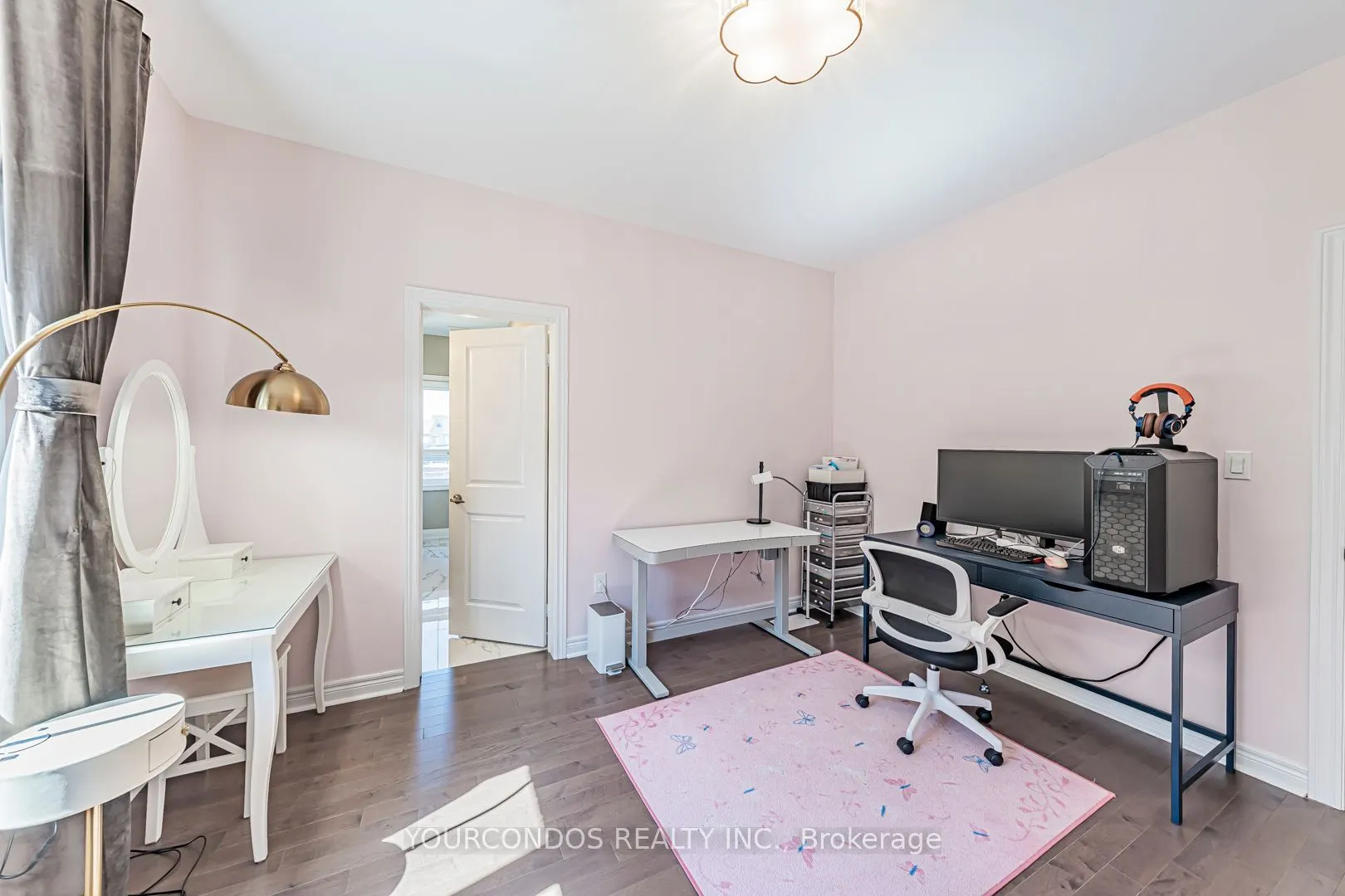 9 Seager Street